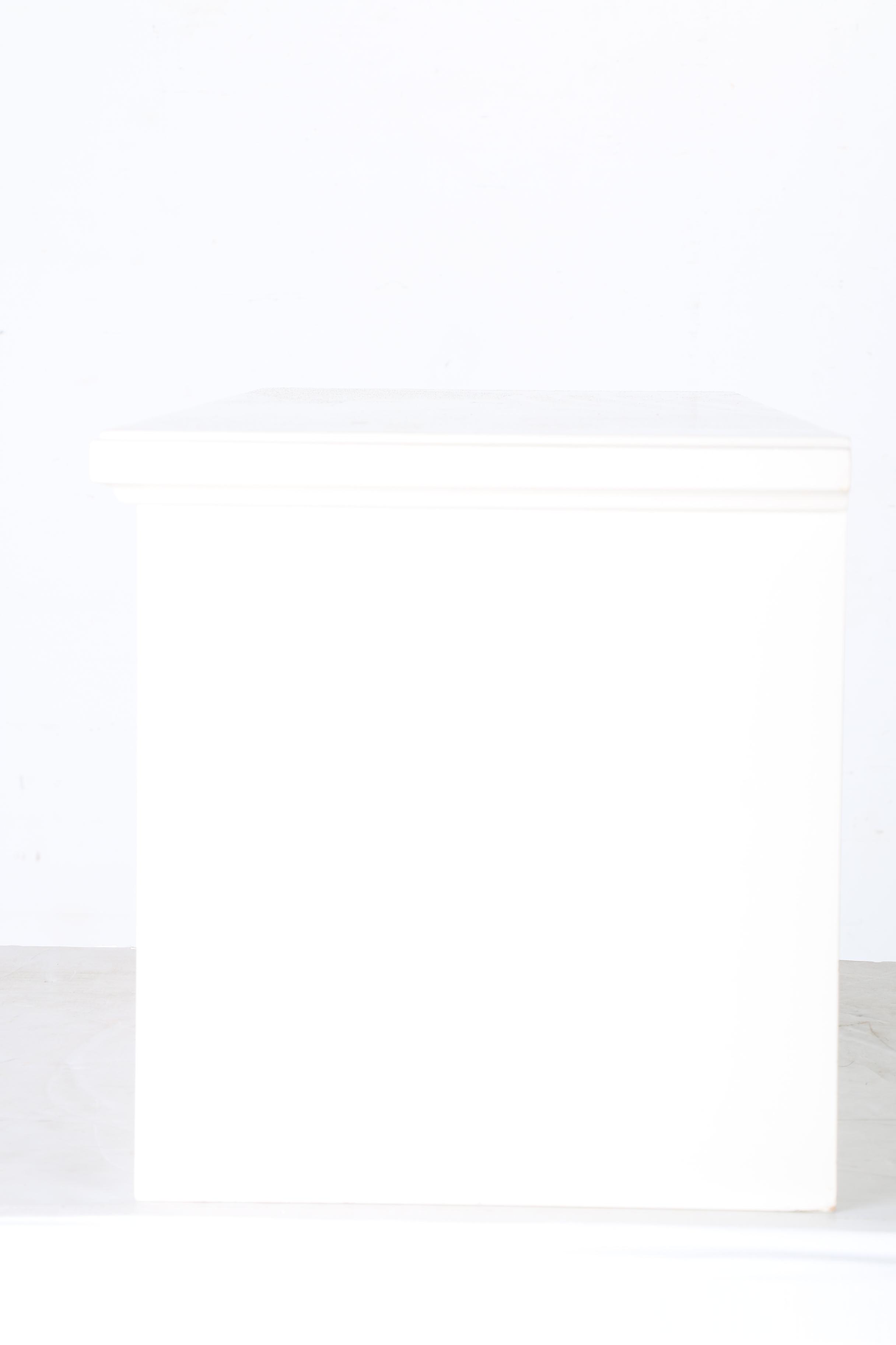 Desktop Organizer by Outlook International