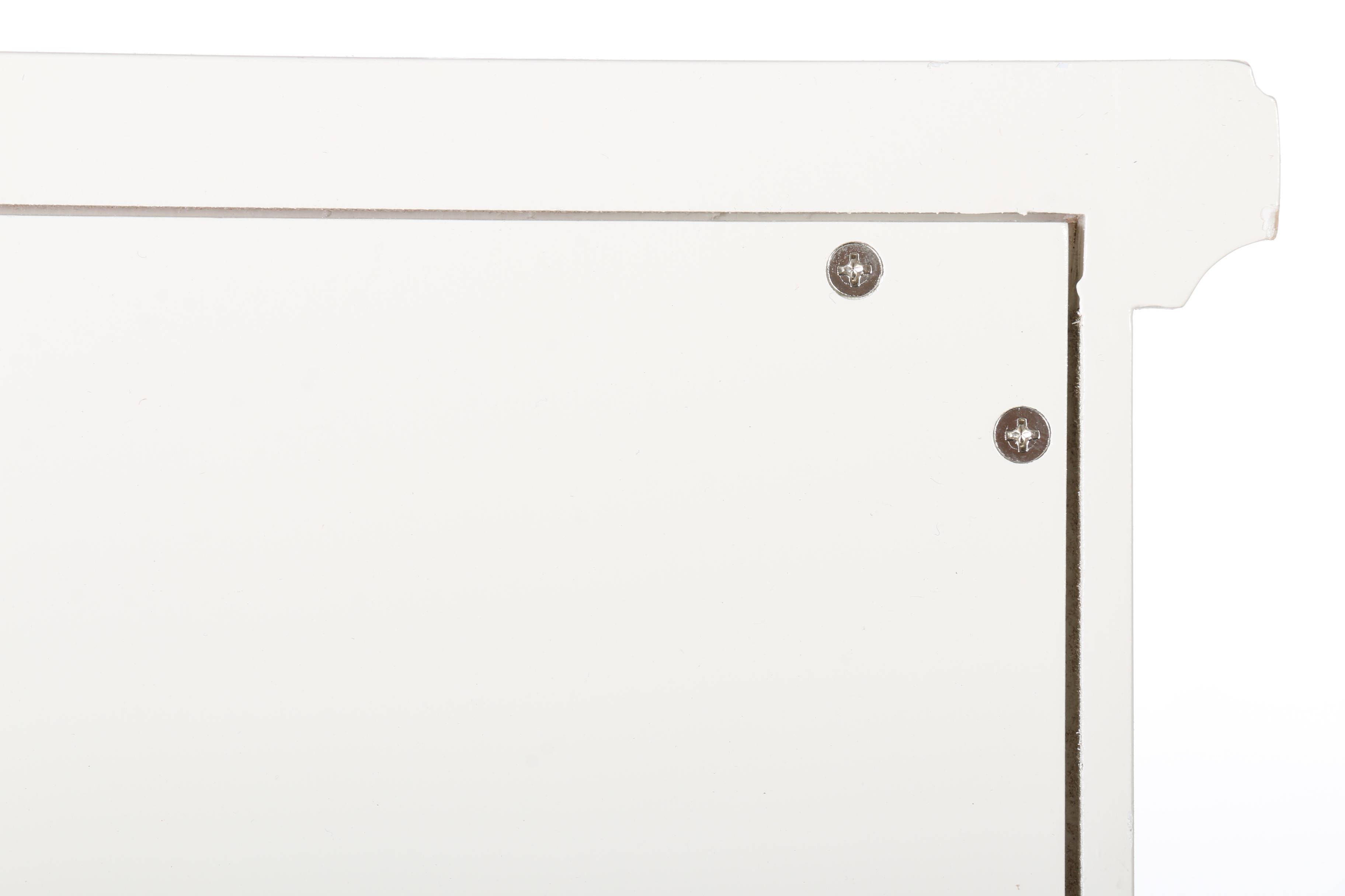 Desktop Organizer by Outlook International