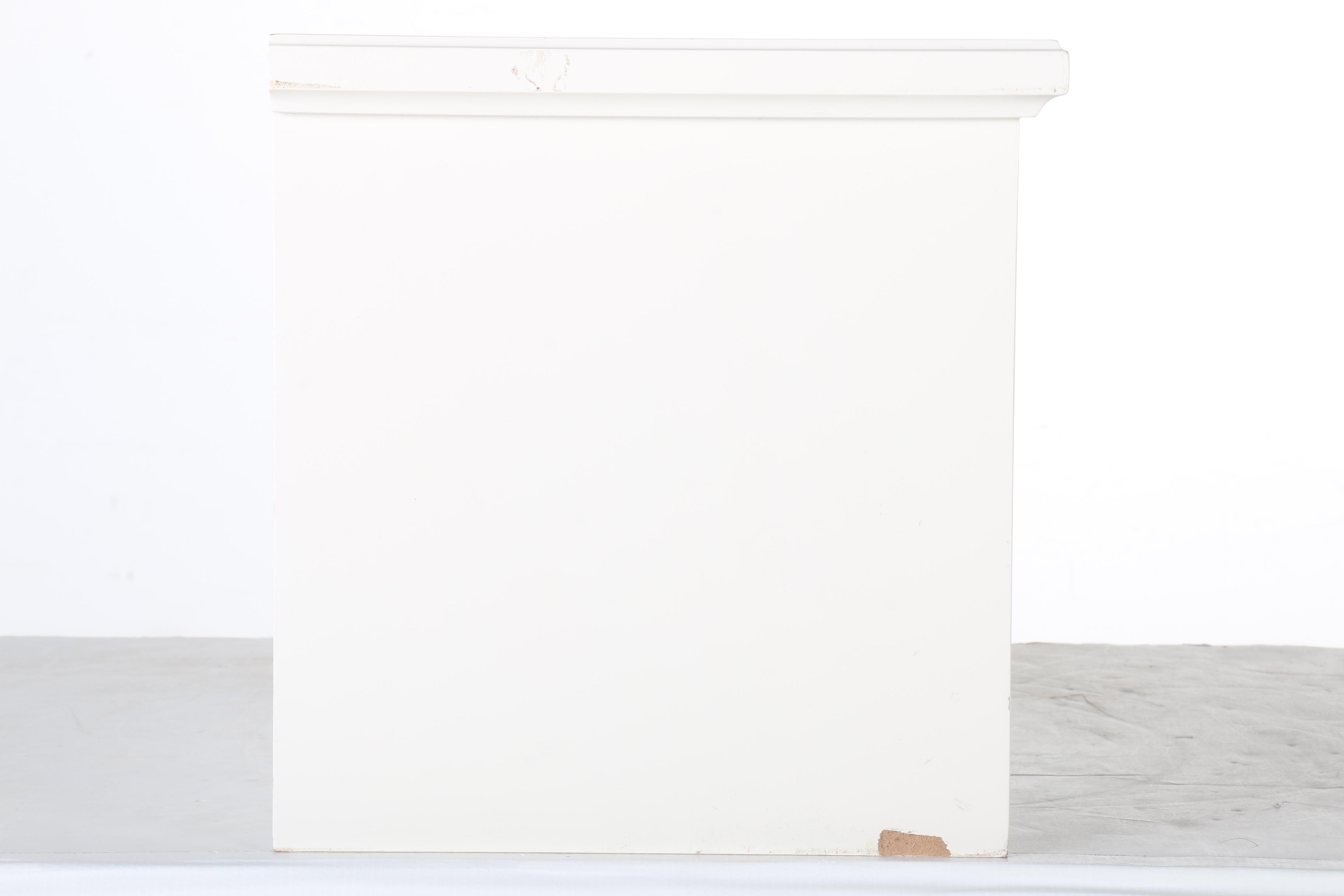 Desktop Organizer by Outlook International