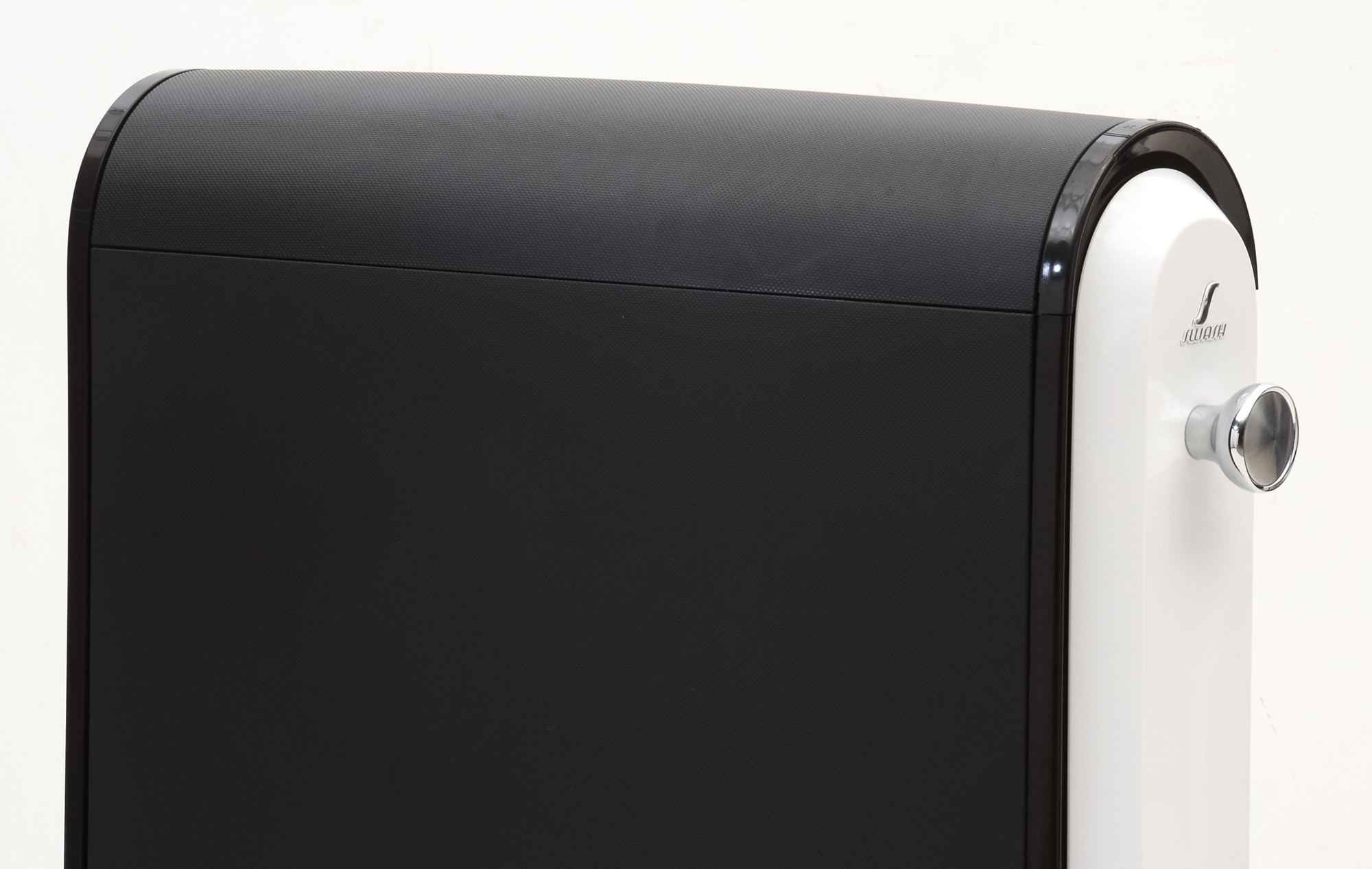 Whirlpool "Swash" Express Clothing Care with Accessories