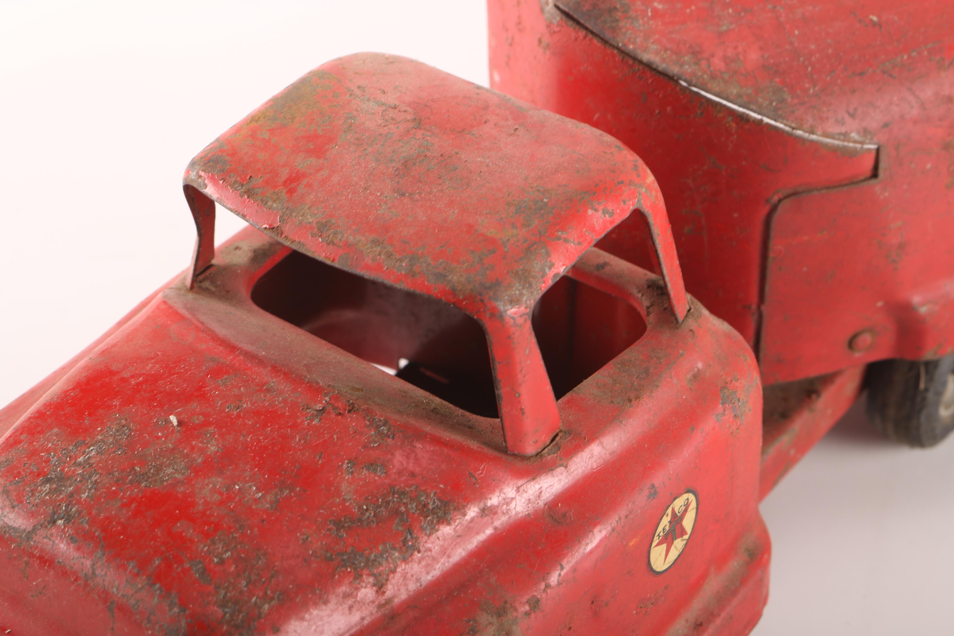 Vintage 1961 Buddy L Moline Steel Texaco Truck