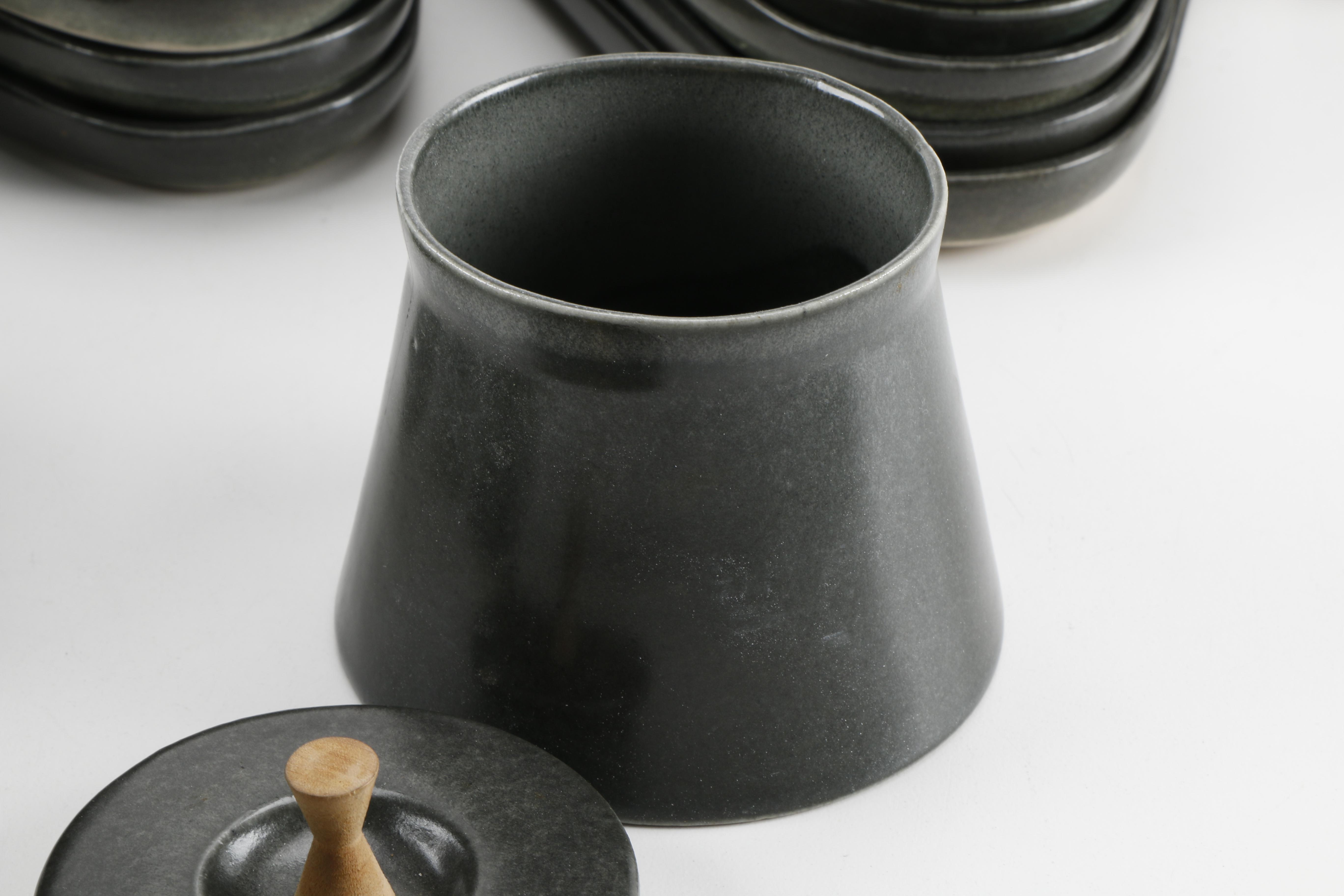 Bennington Pottery "Coop Design" White Stoneware Luncheon Set