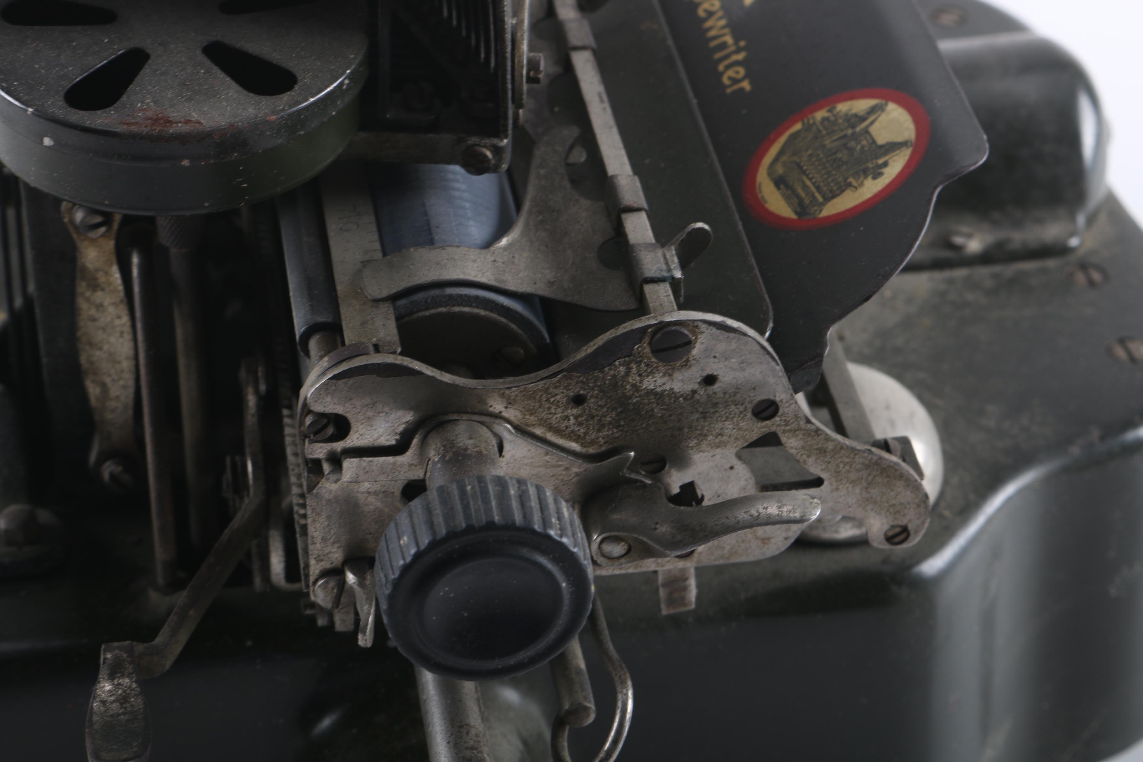 Circa 1913 No. 5 Oliver Typewriter