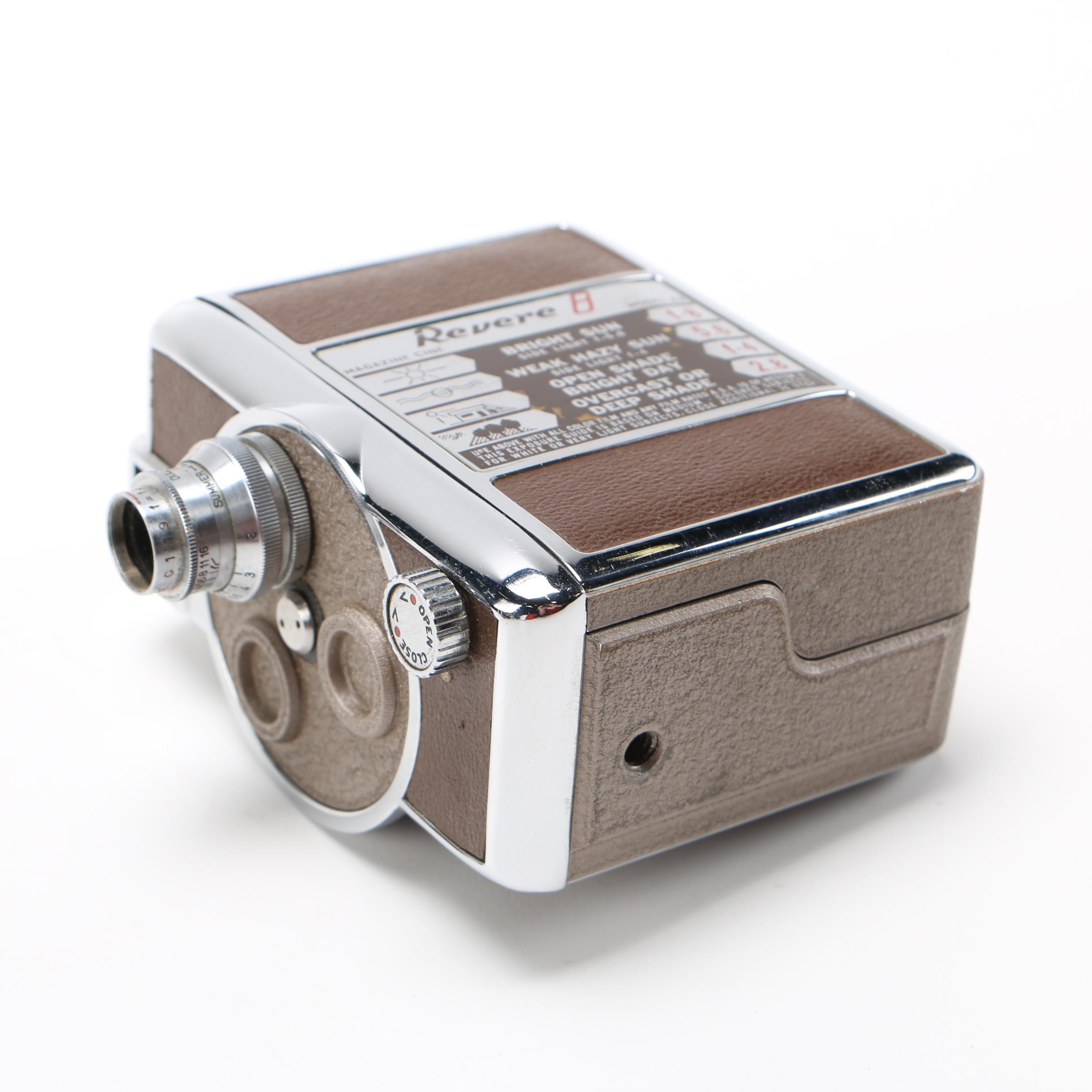 Revere 8 Model 44 Magazine Movie Camera