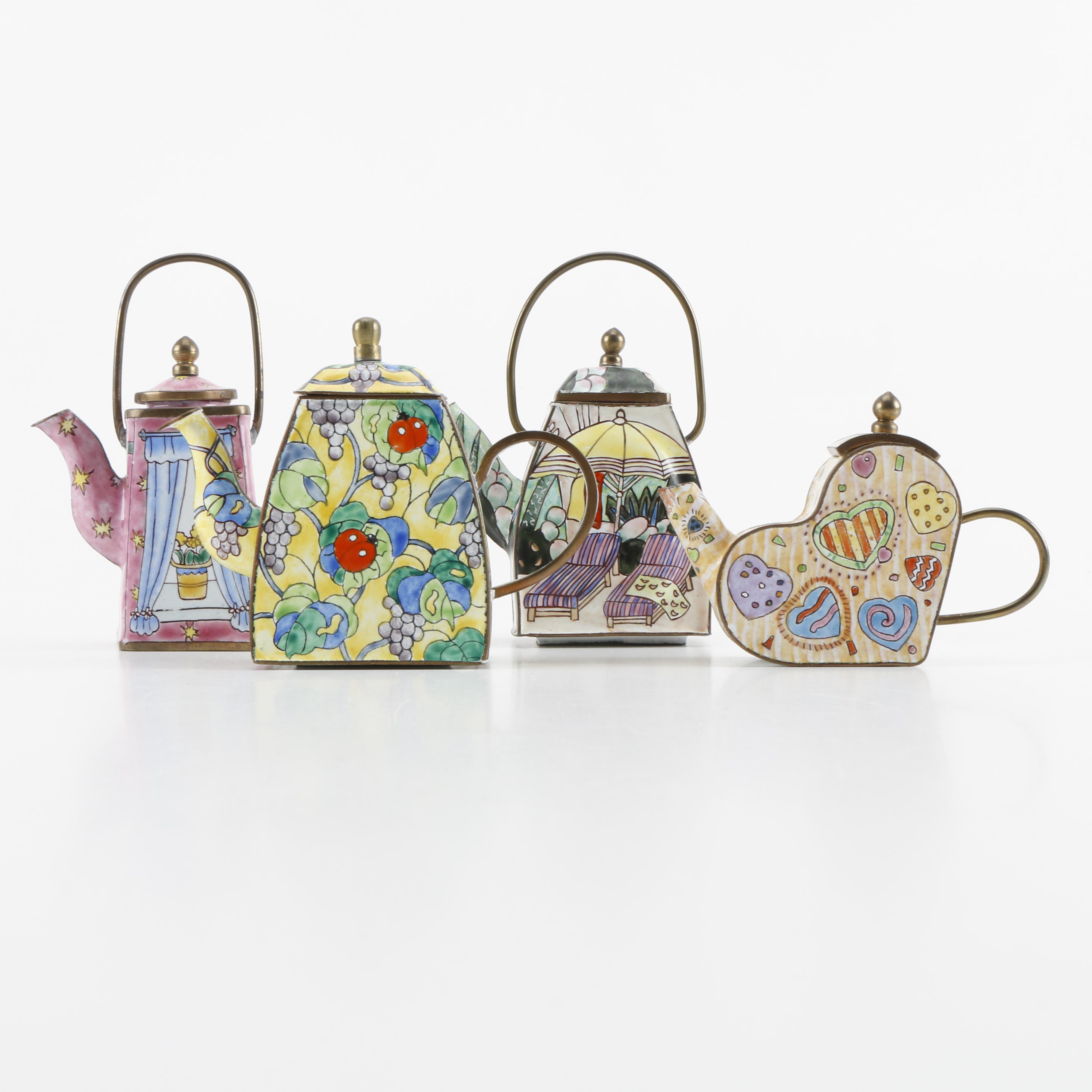 Metal Teapot Decor Including Empress Arts LTD.