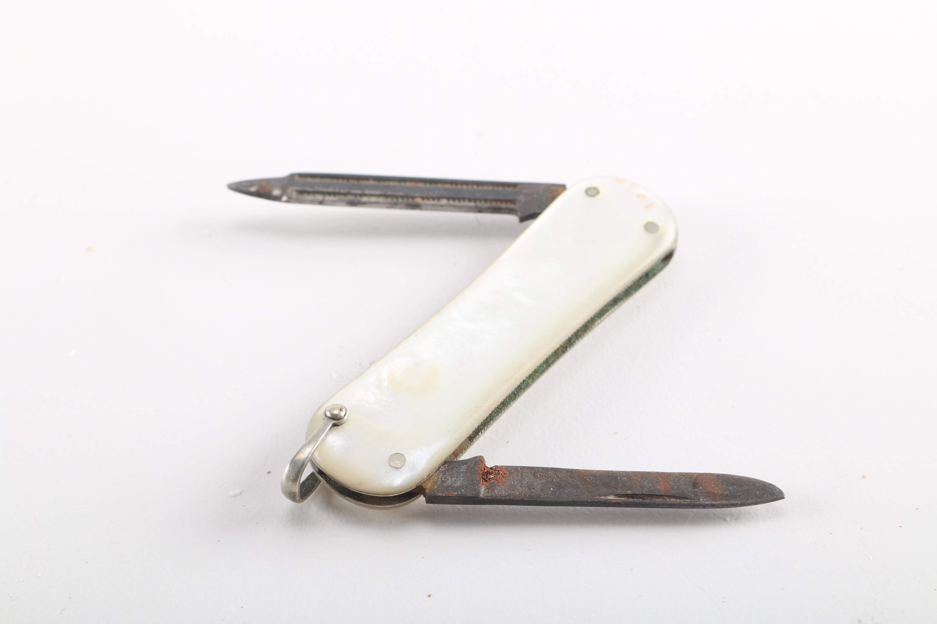 Mother of Pearl Pocket knives