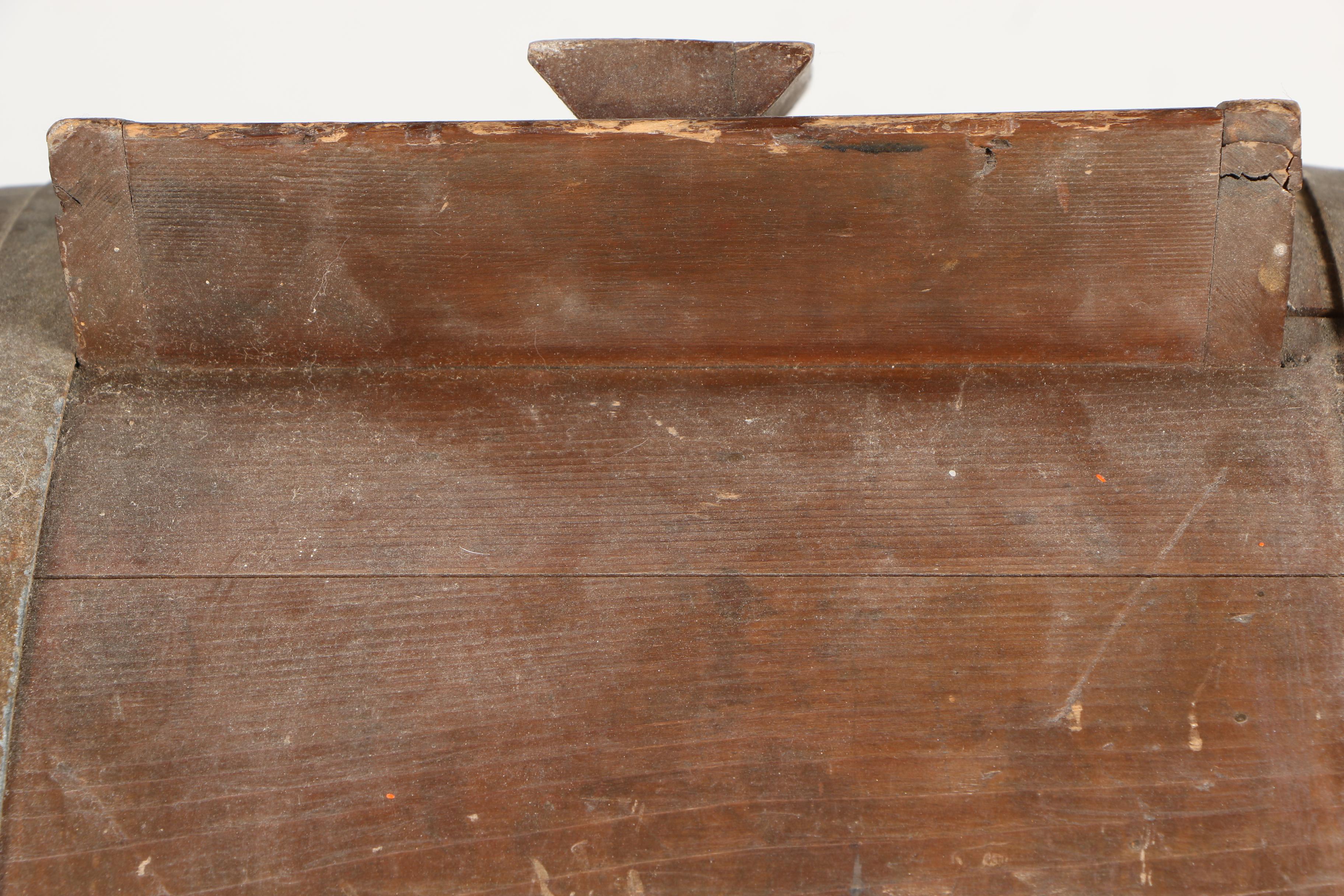 *UNLISTABLE* Antique Hand-Operated Washing Machine