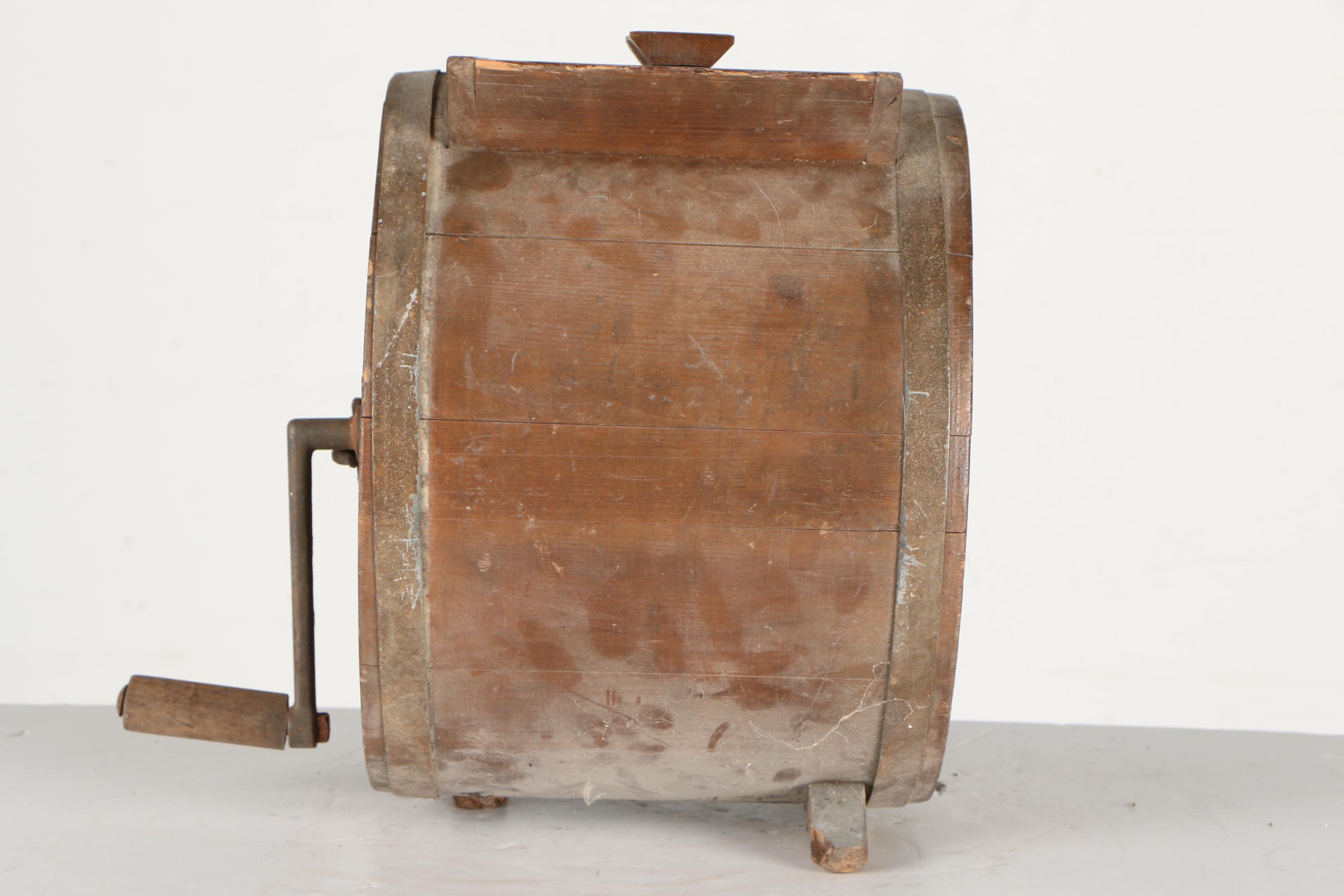 *UNLISTABLE* Antique Hand-Operated Washing Machine