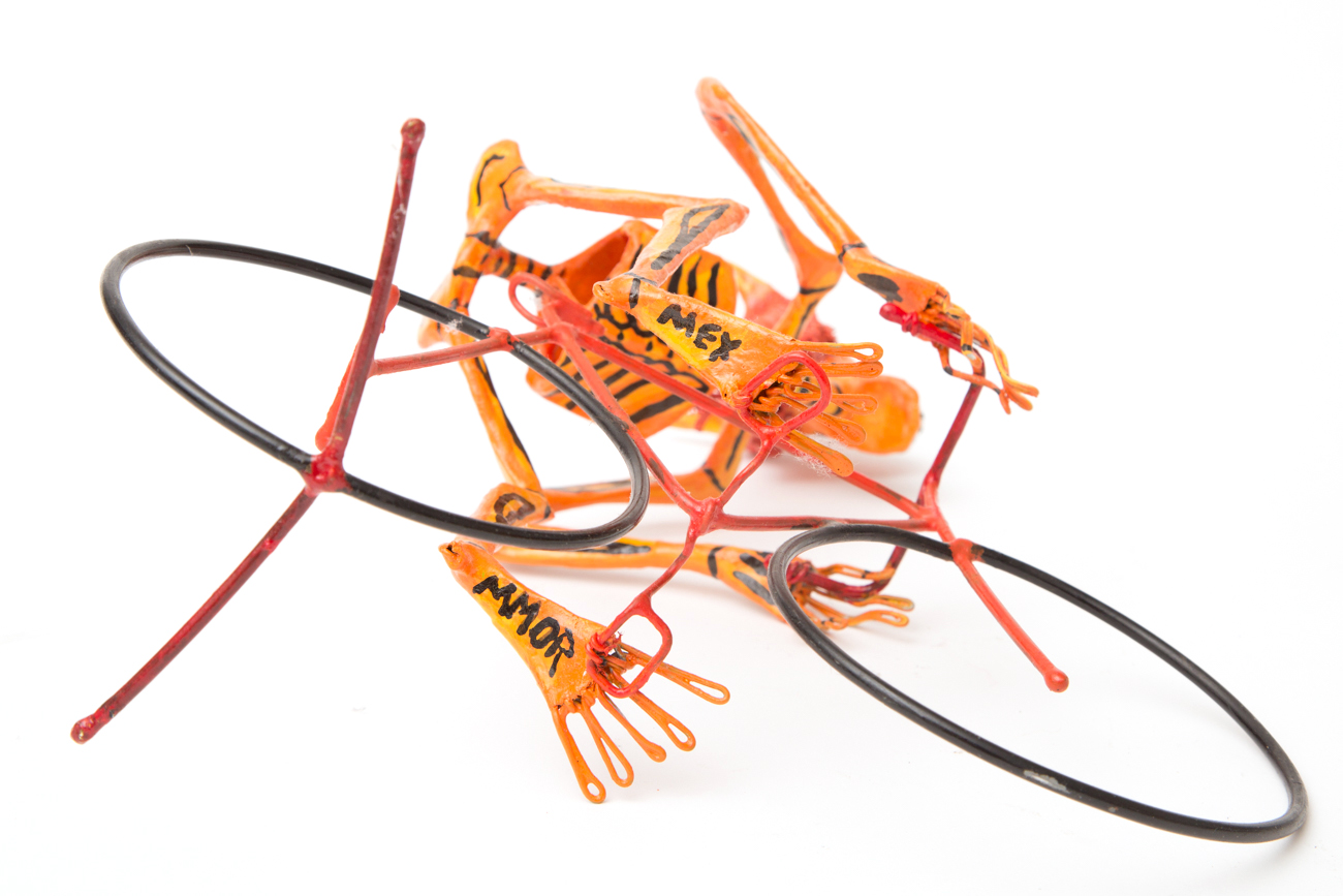 Pair Of Mexican Papier-mâché Skeleton Figurines By Saulo Moreno