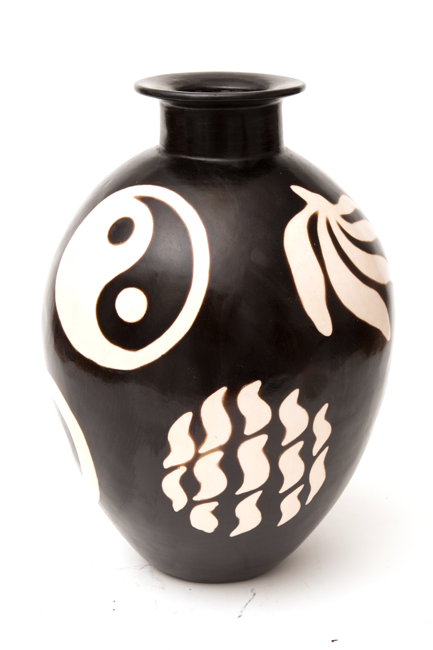 Large Handmade Ceramic Vase By Ruben Adanaque Inga