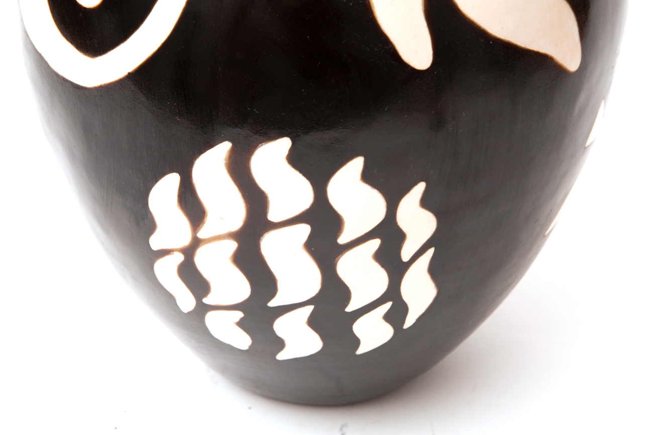 Large Handmade Ceramic Vase By Ruben Adanaque Inga