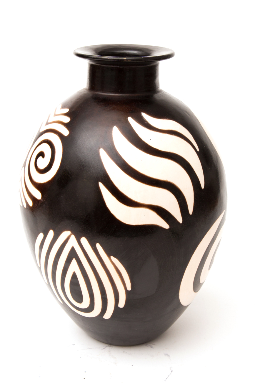 Large Handmade Ceramic Vase By Ruben Adanaque Inga