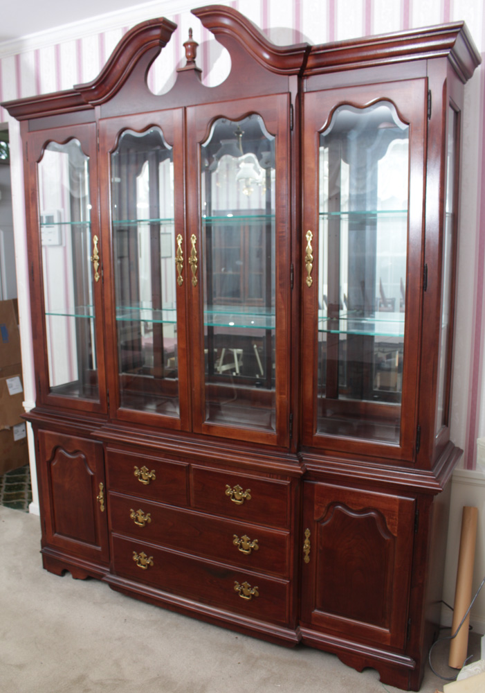 Thomasville Federal Style China Cabinet