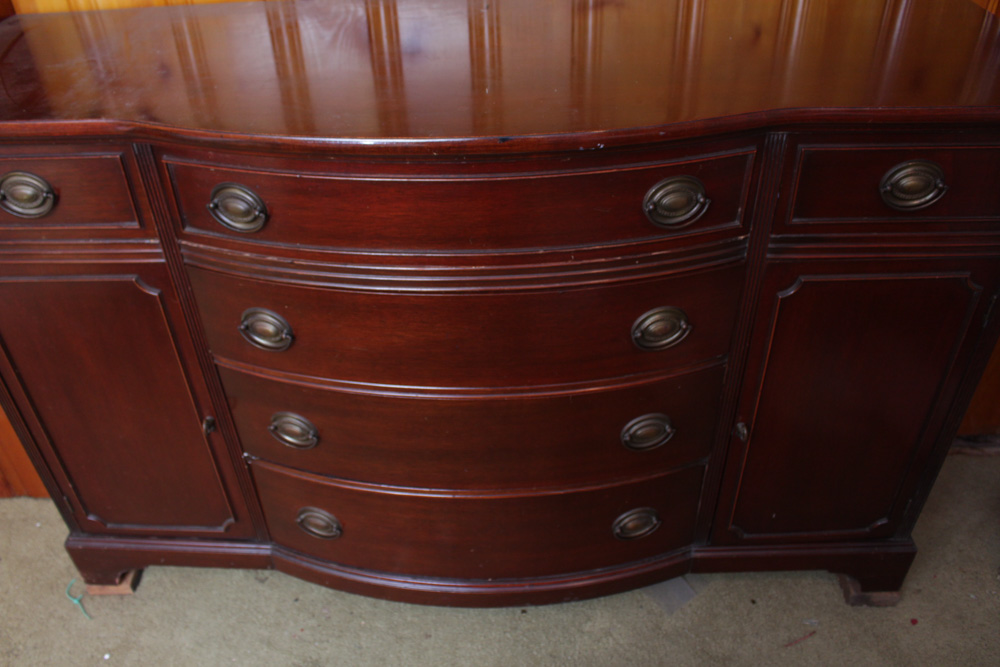 Vintage  Hepplewhite Buffet