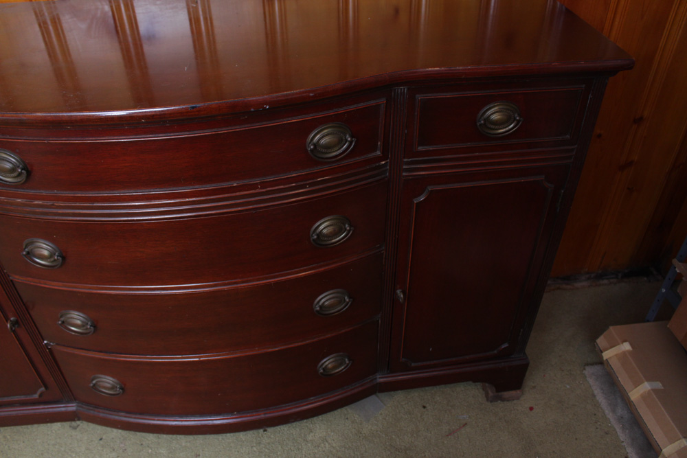 Vintage  Hepplewhite Buffet