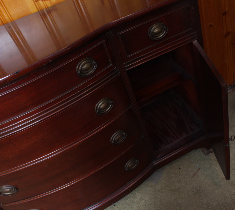 Vintage  Hepplewhite Buffet