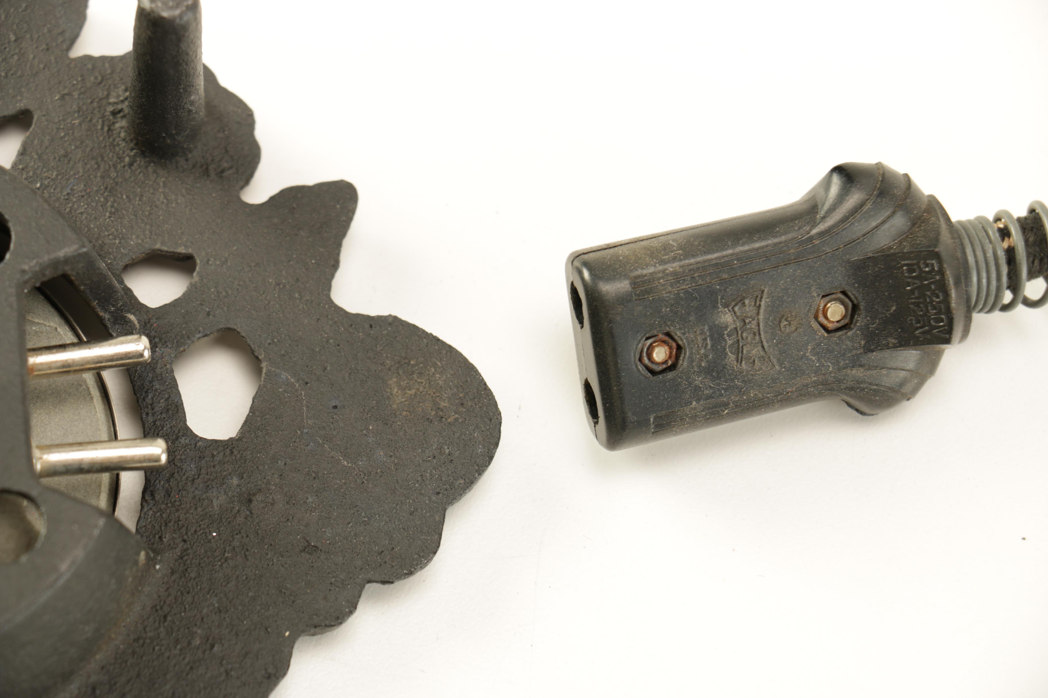 Vintage Williamsburg Food Warmer