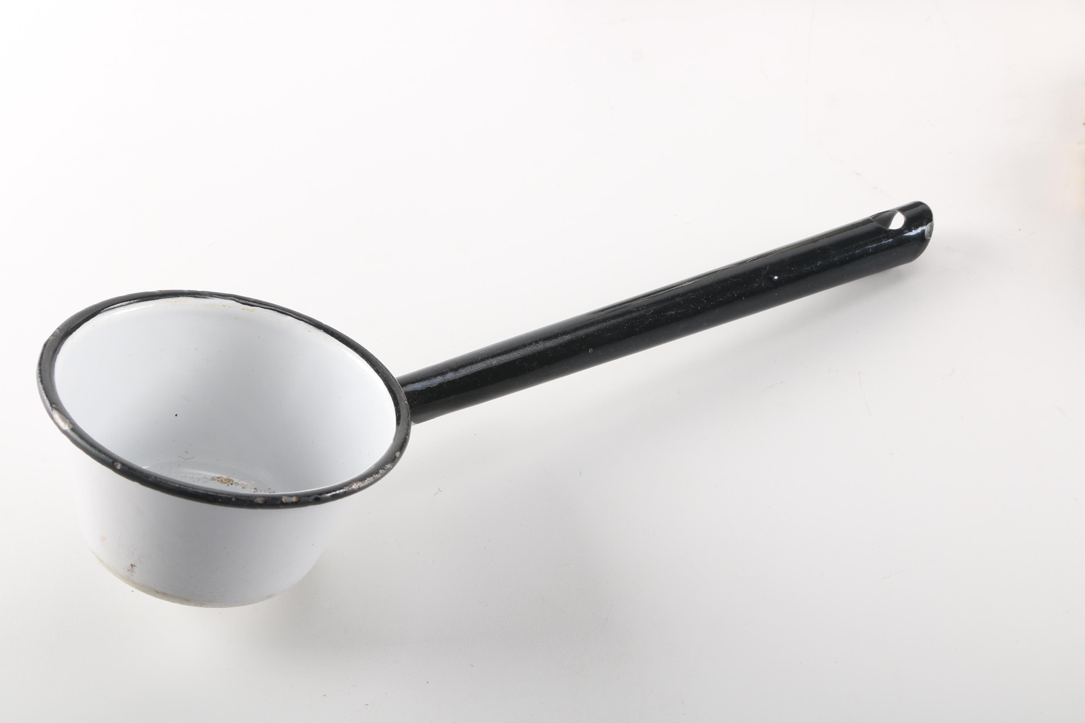 Assortment of Vintage Kitchen Items