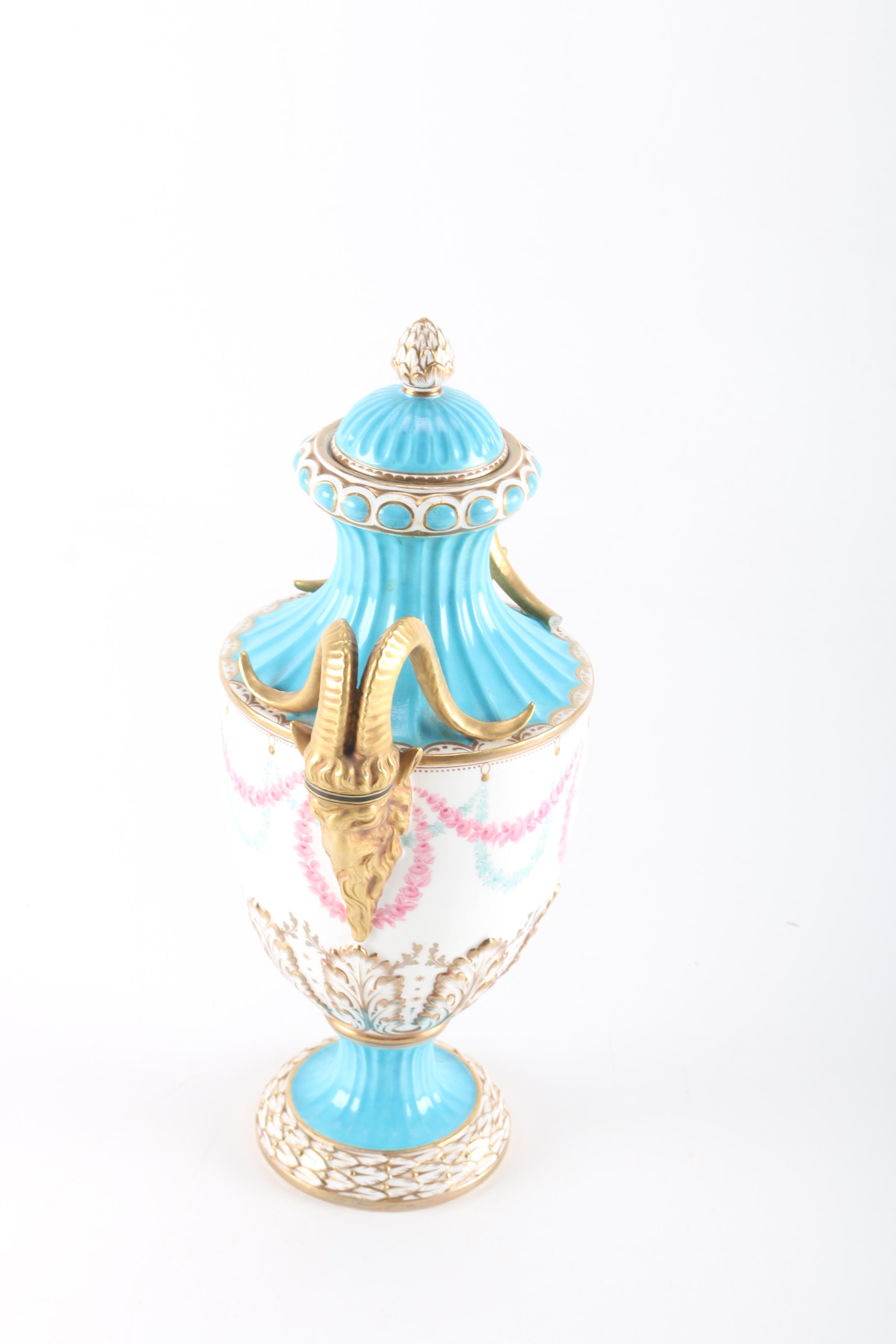 Parisian Style Porcelain Décor Including Limoges
