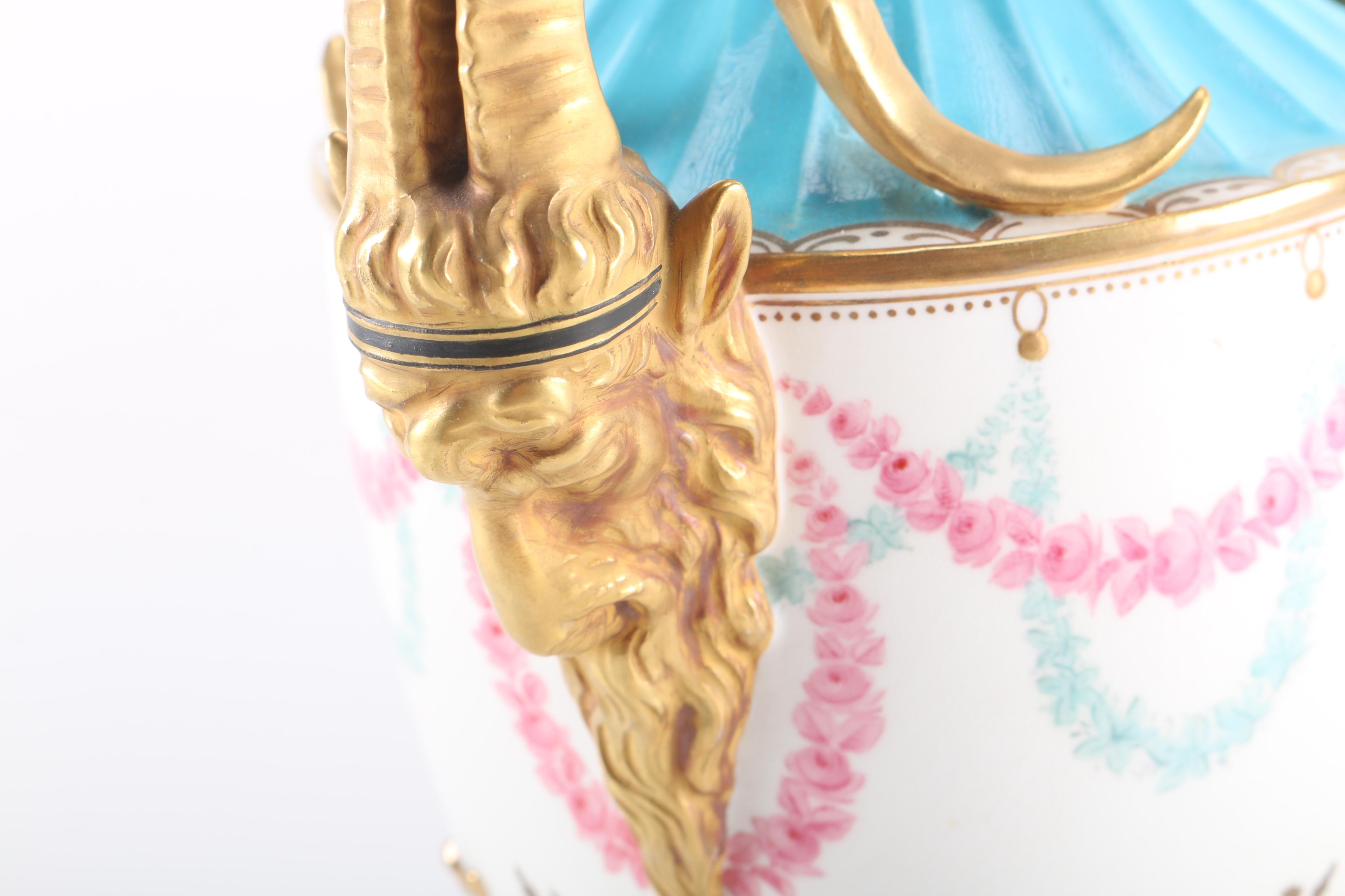 Parisian Style Porcelain Décor Including Limoges