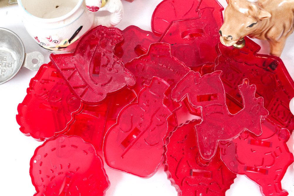 Old Fashioned Christmas Cookie Cutters and Friends