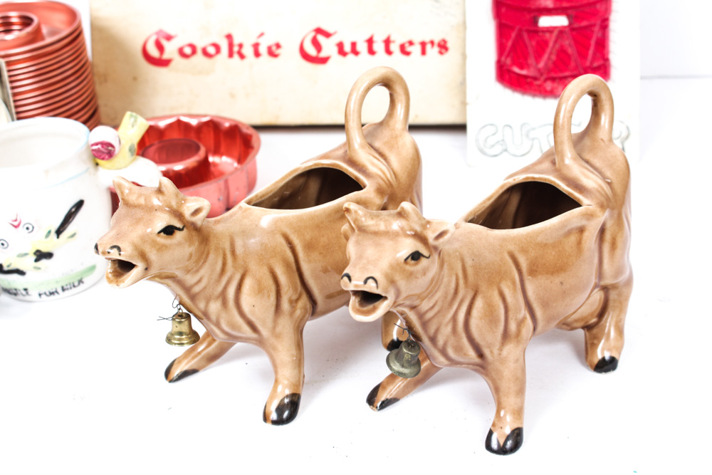 Old Fashioned Christmas Cookie Cutters and Friends