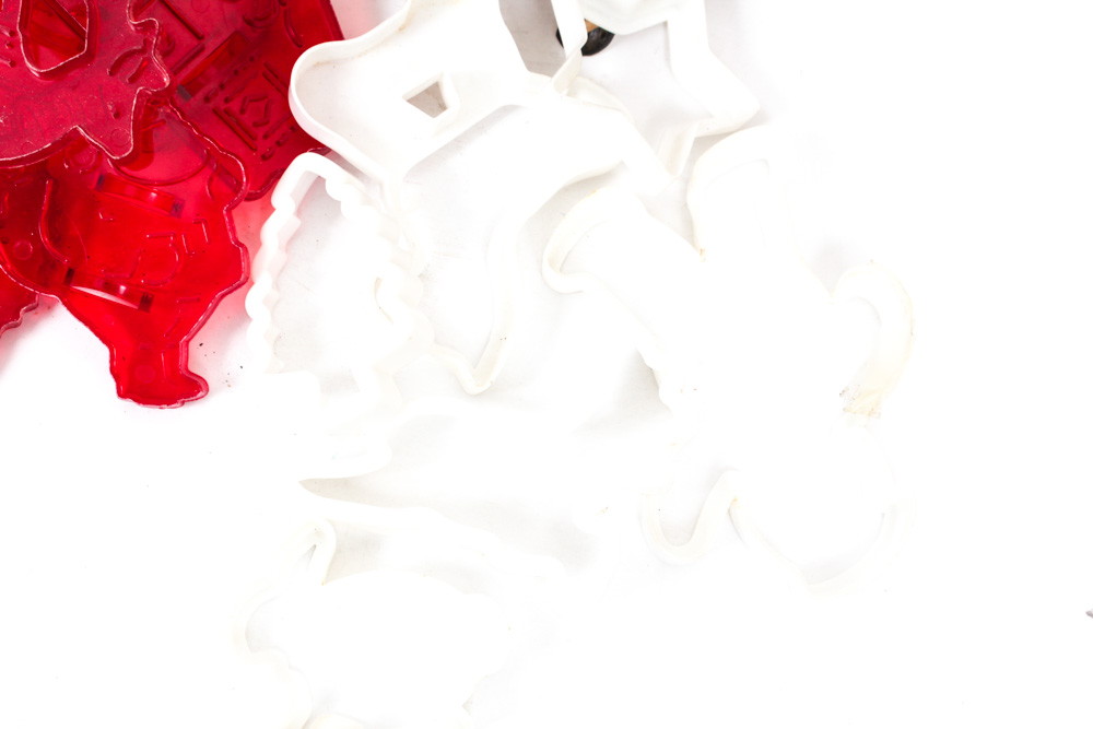Old Fashioned Christmas Cookie Cutters and Friends