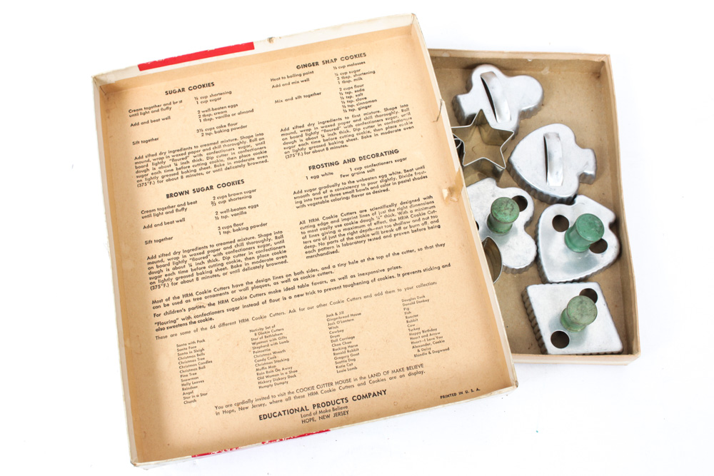 Old Fashioned Christmas Cookie Cutters and Friends