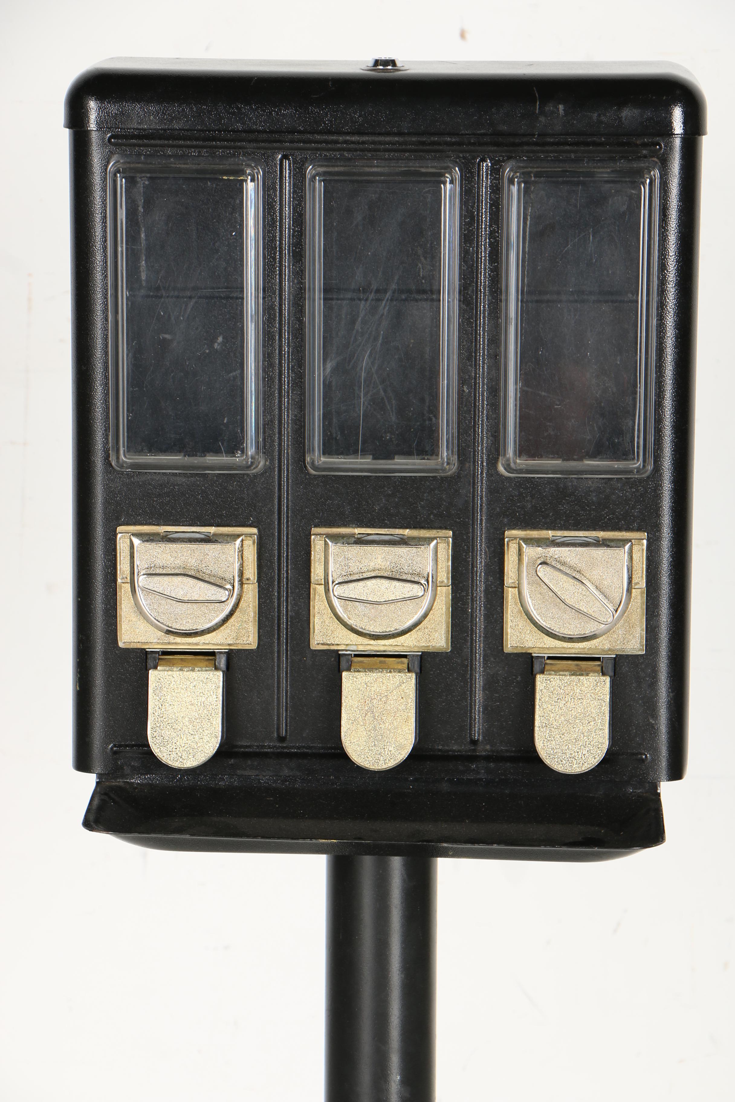 Triple Bay Coin Operated Candy Machine