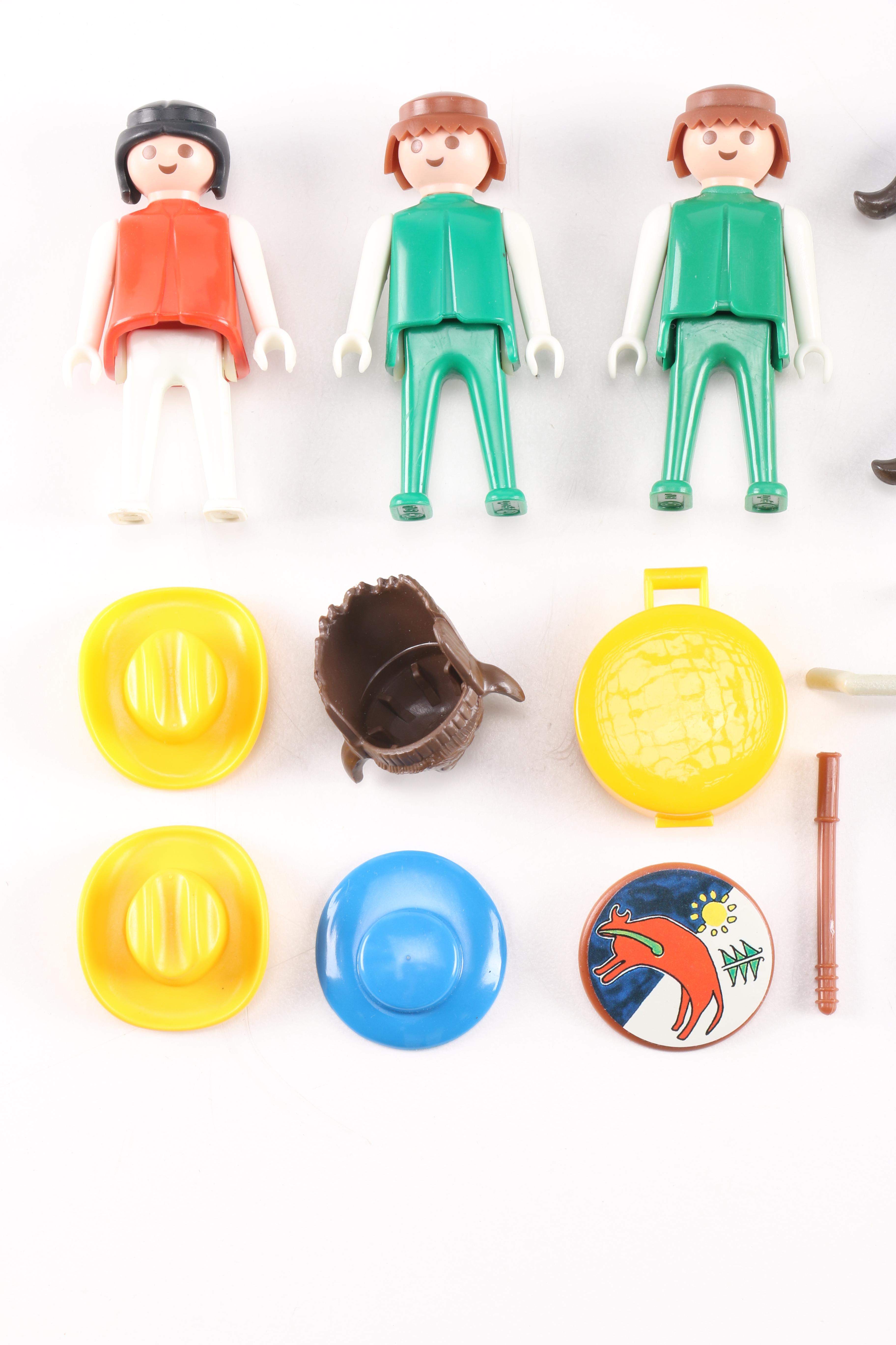 Vintage LEGO Set and Playmobil Kit