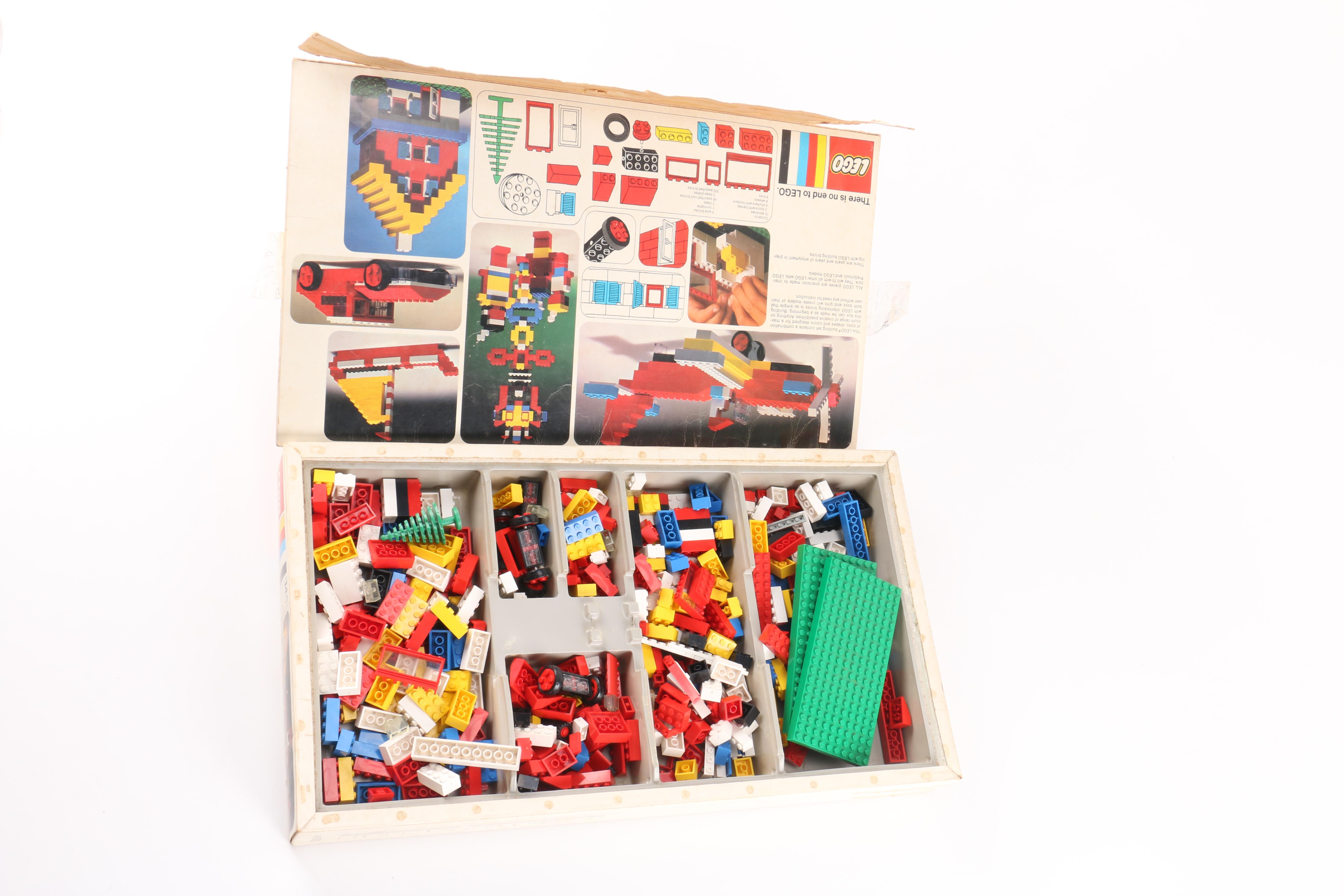 Vintage LEGO Set and Playmobil Kit