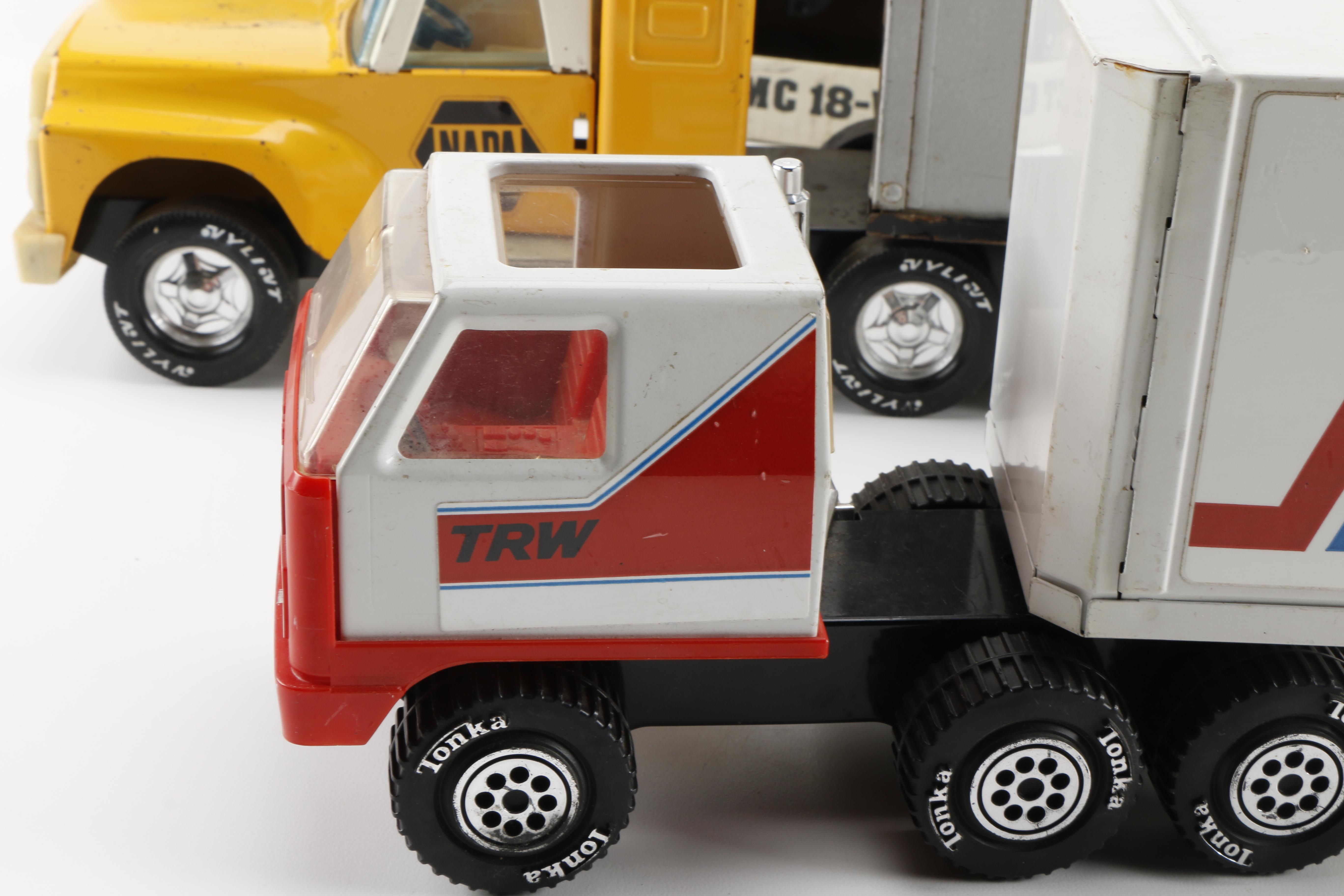 Semi Truck Die-Cast Vehicles