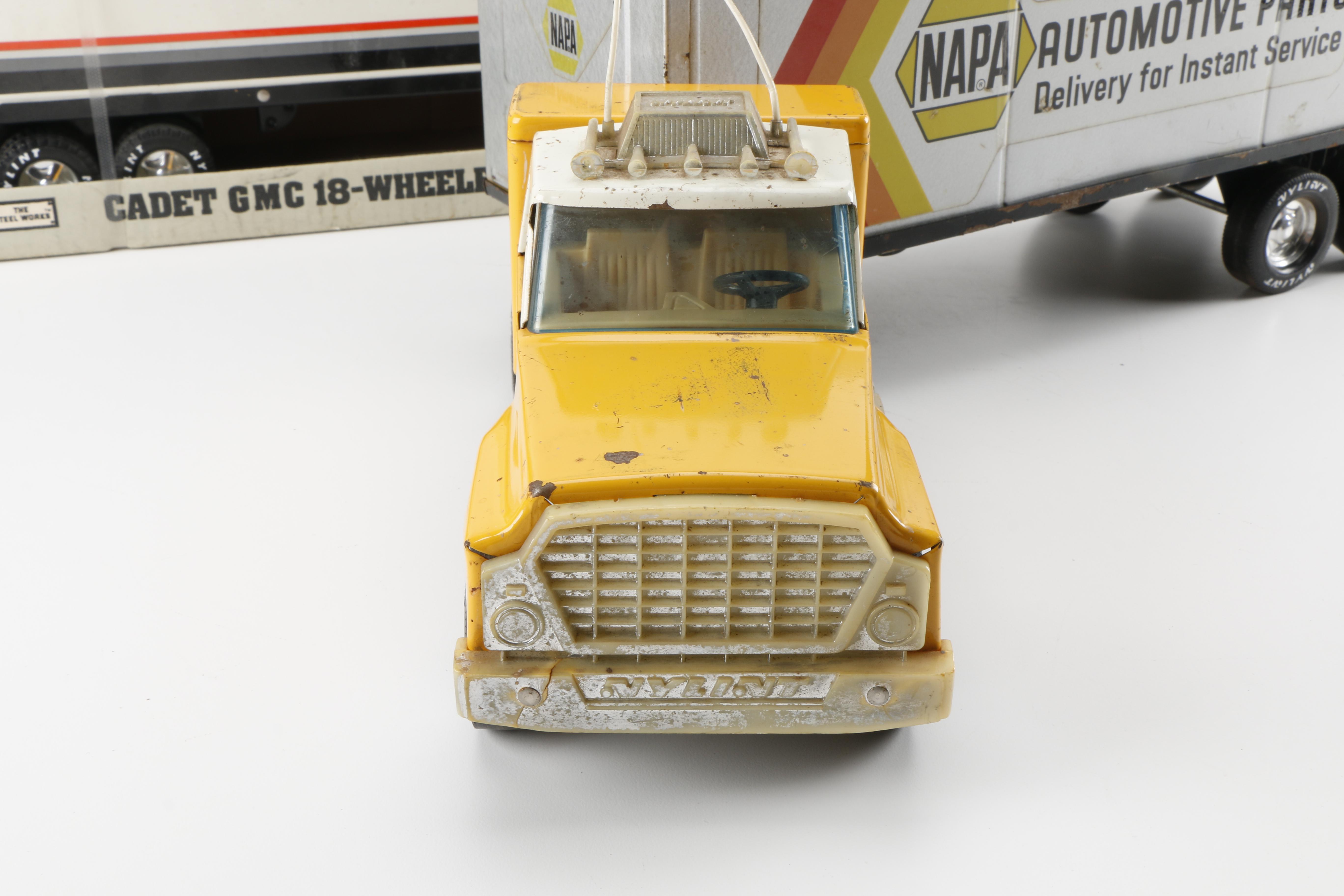 Semi Truck Die-Cast Vehicles