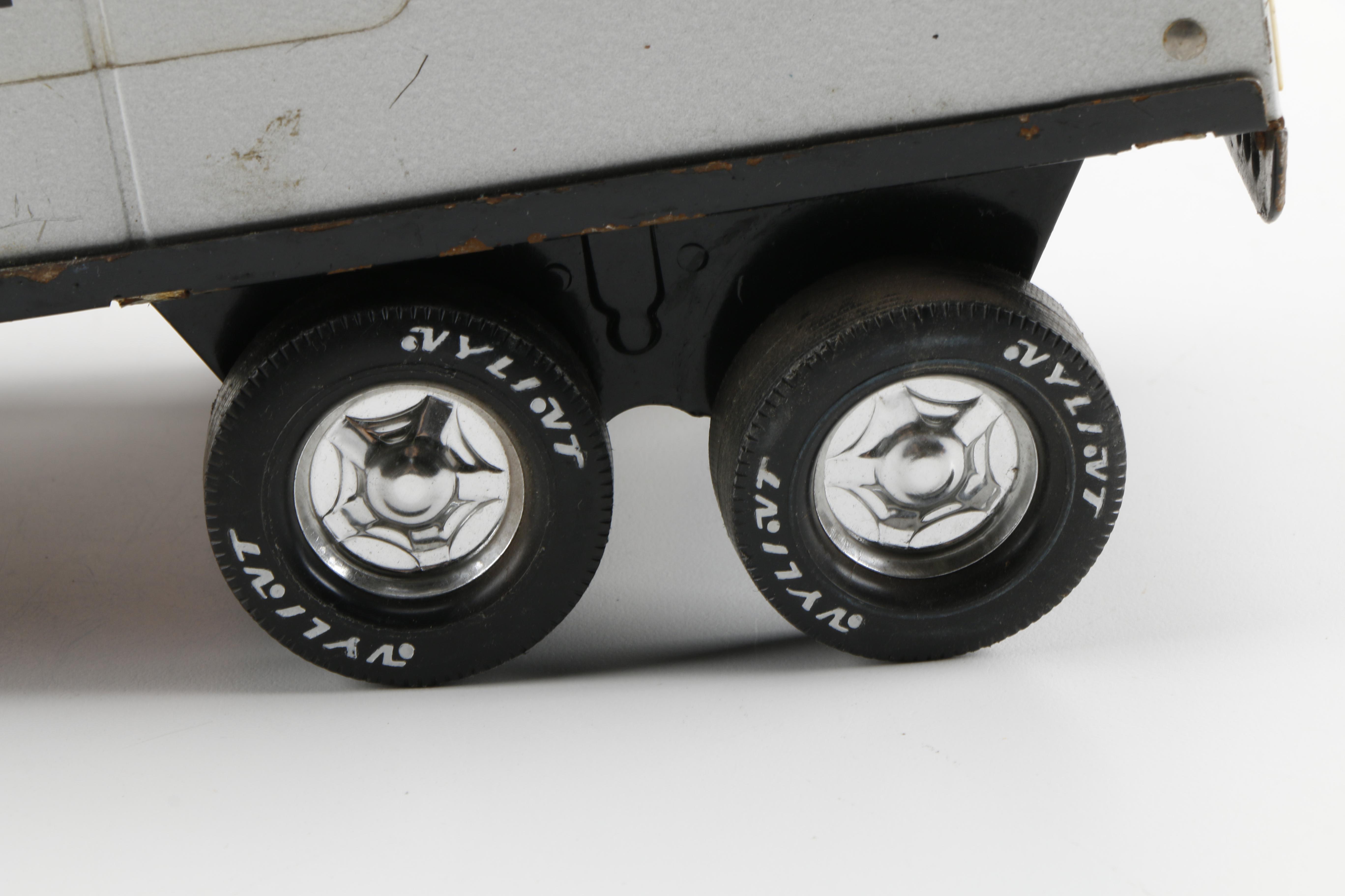 Semi Truck Die-Cast Vehicles