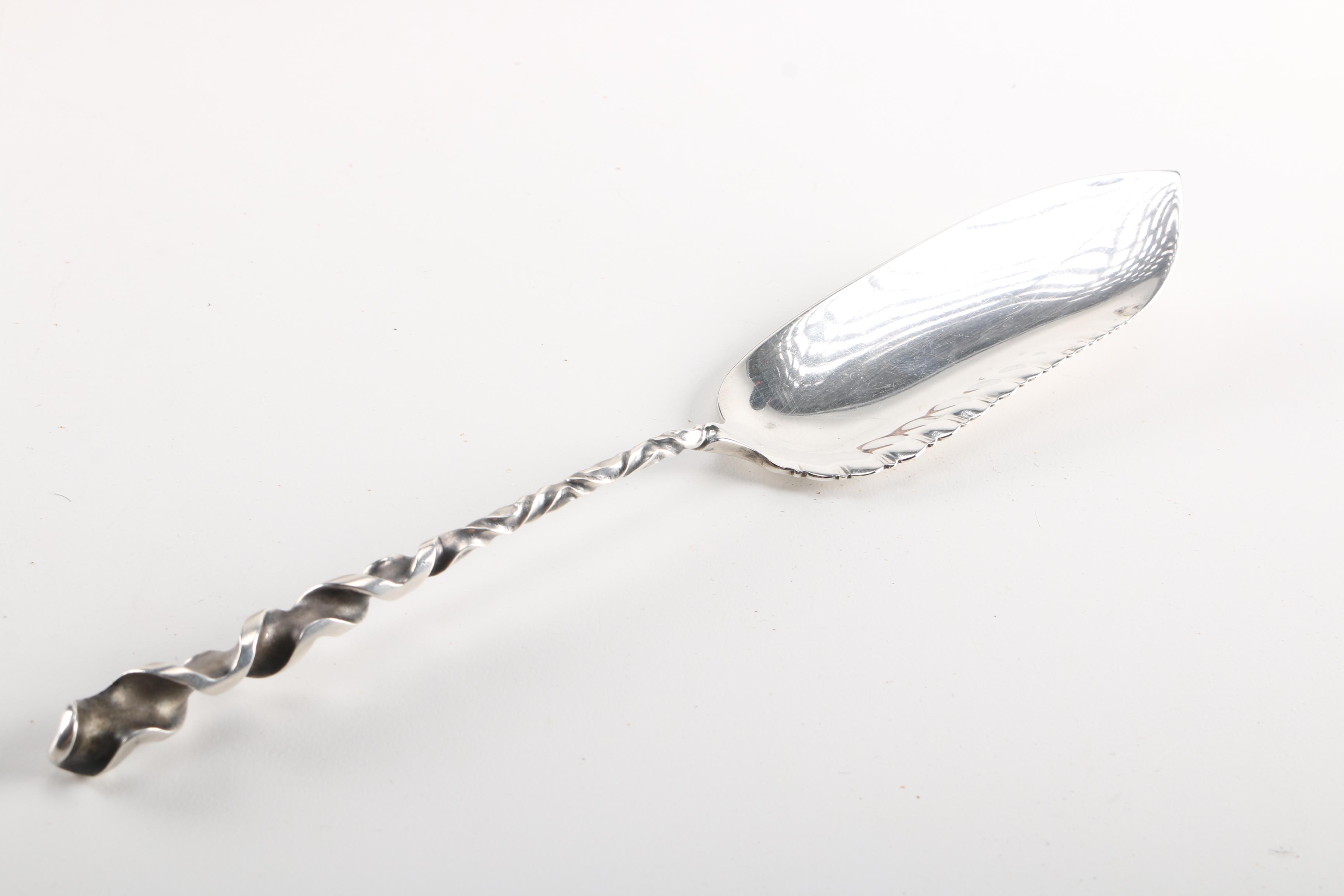 Whiting Manufacturing Co. "Double Twist" Sterling Server