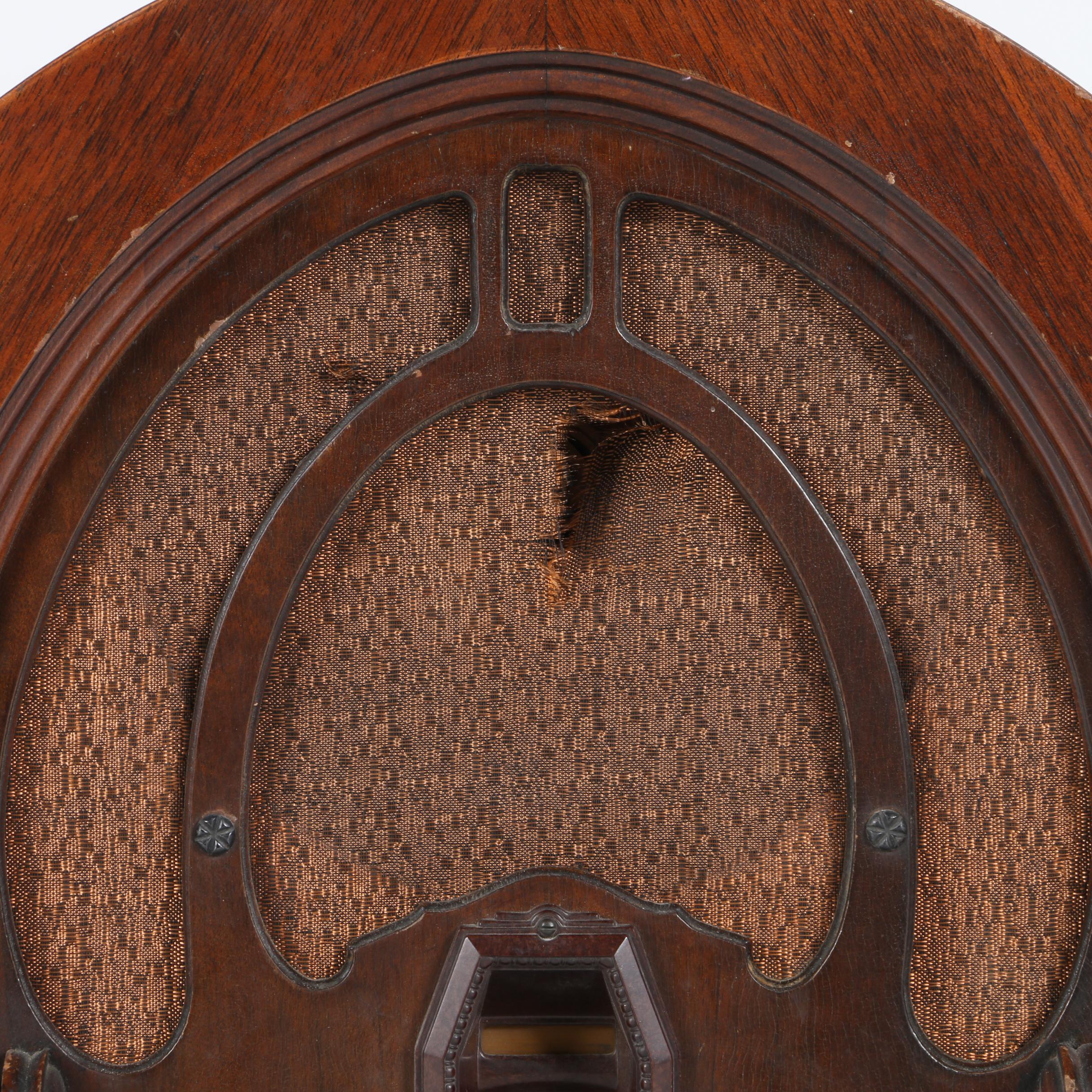 Vintage Philco Radio