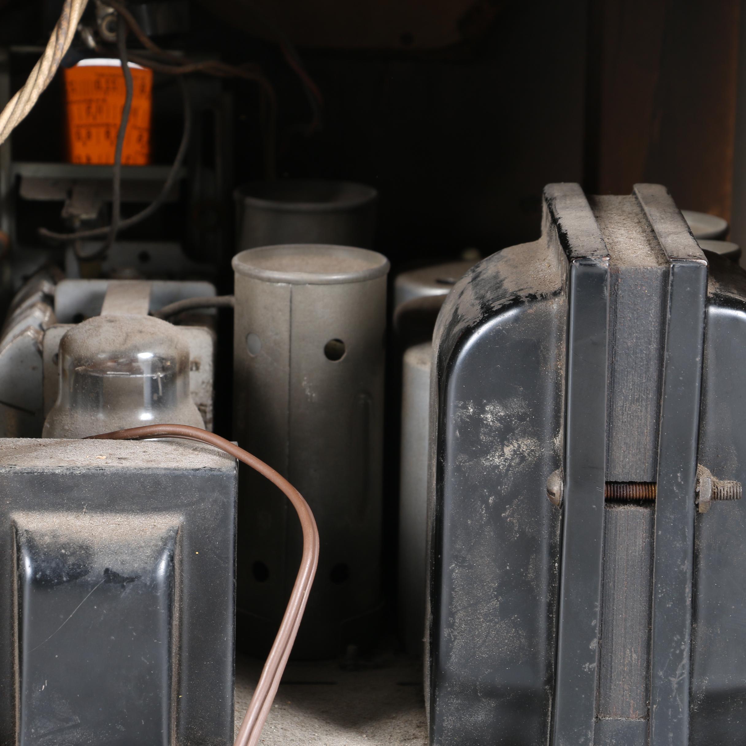 Vintage Philco Radio