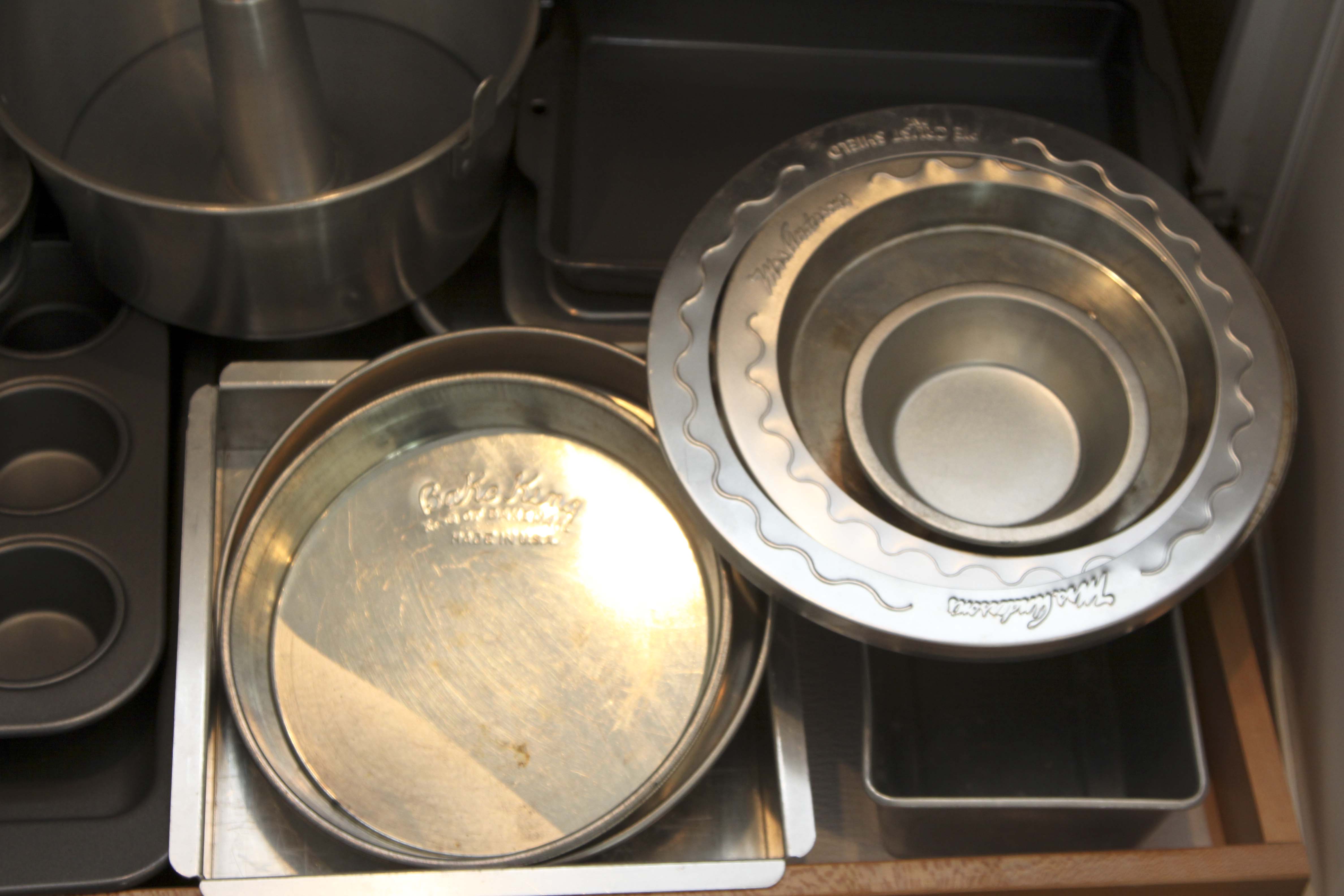 Large Selection of Pots, Pans, and Cookware