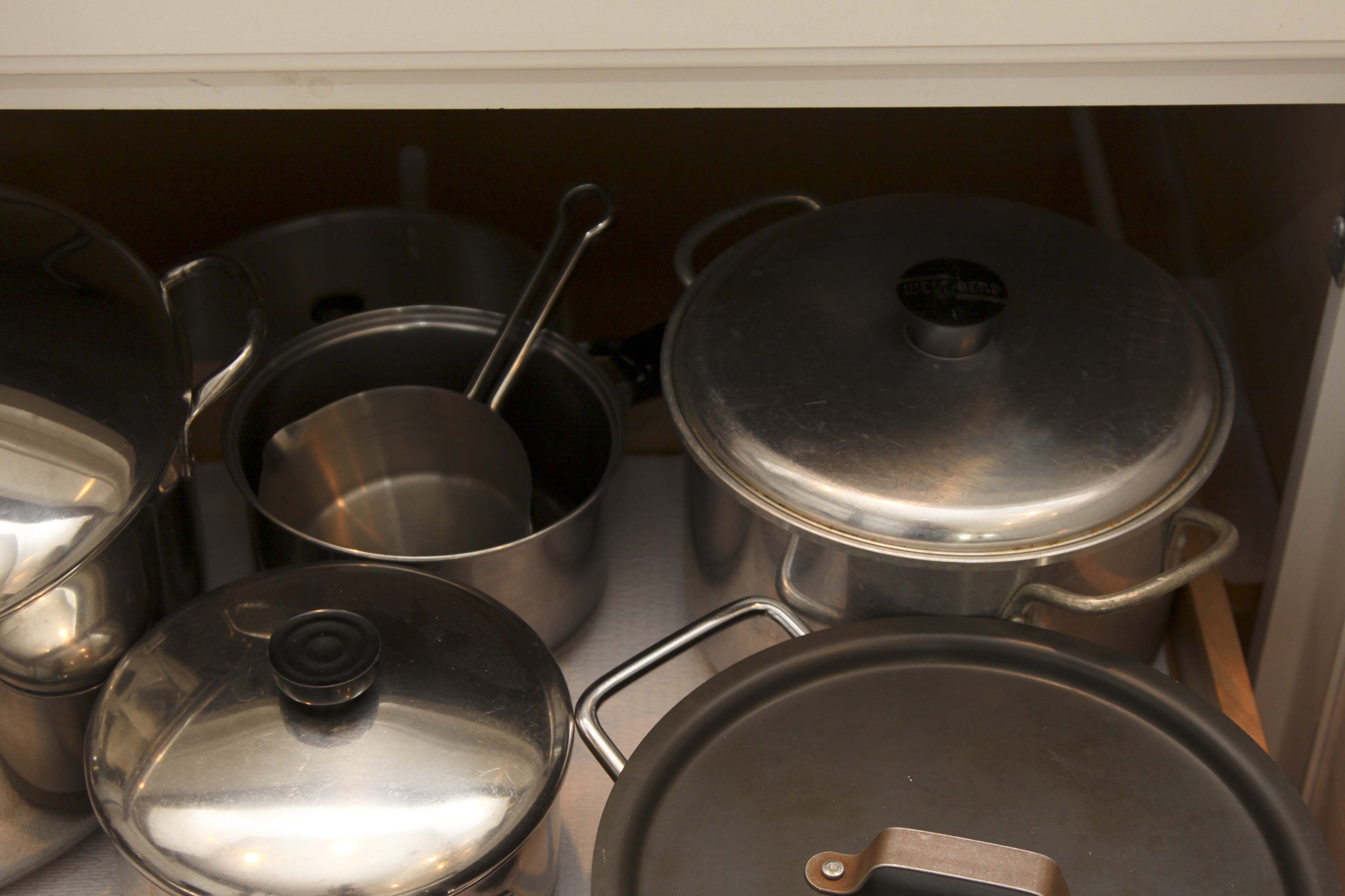 Large Selection of Pots, Pans, and Cookware