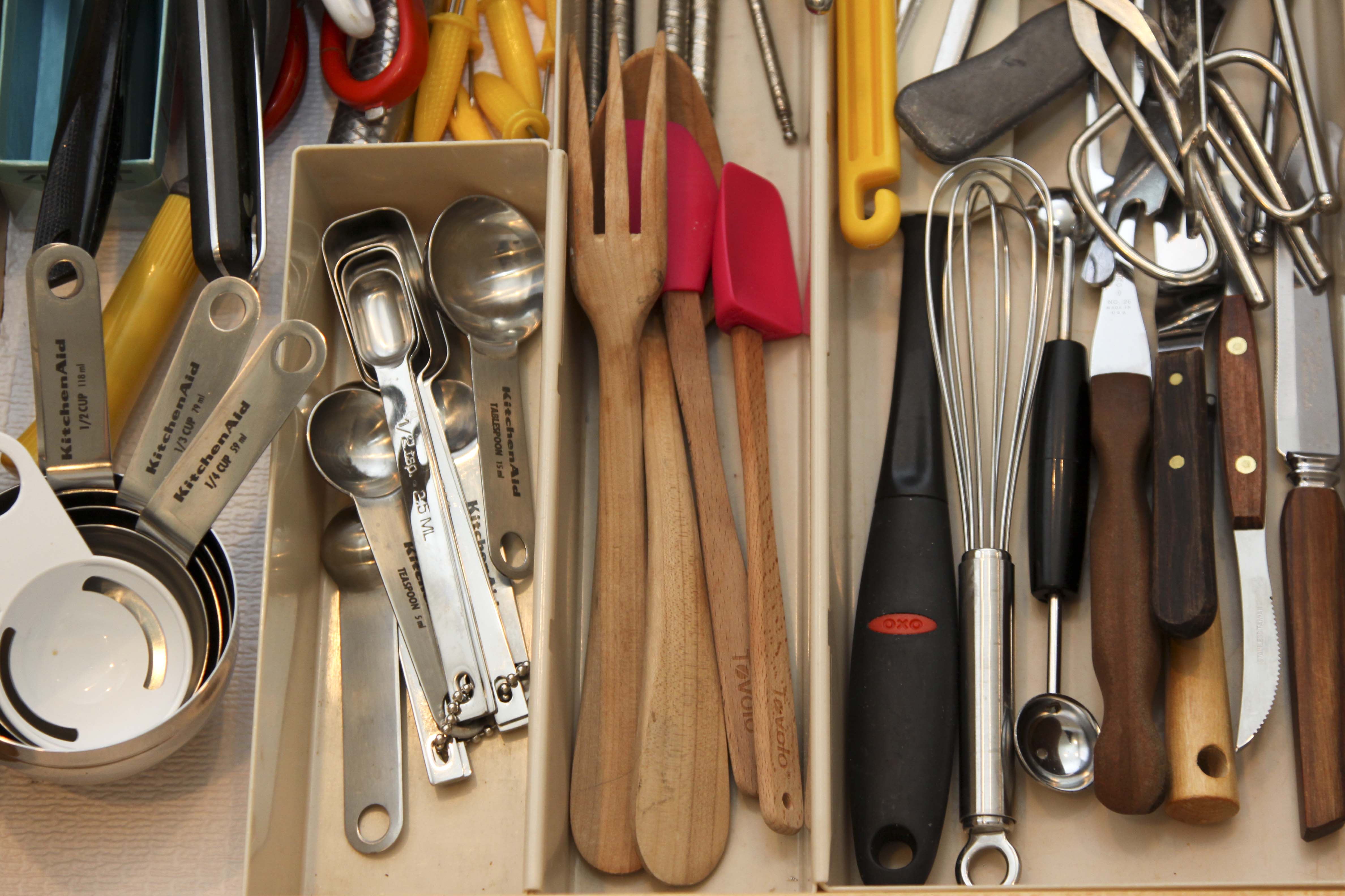 Assorted Kitchen Utensils Including Vintage