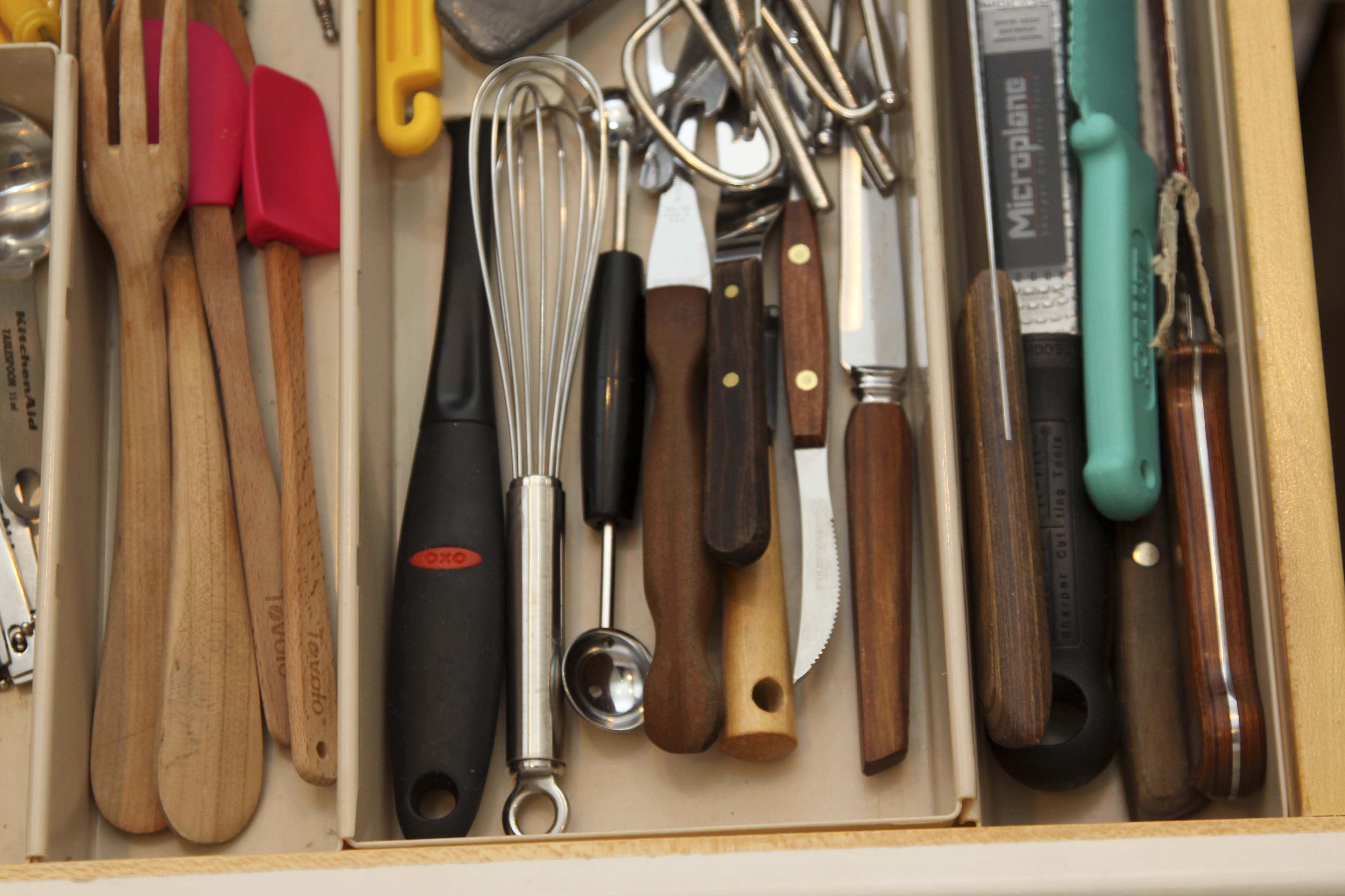 Assorted Kitchen Utensils Including Vintage