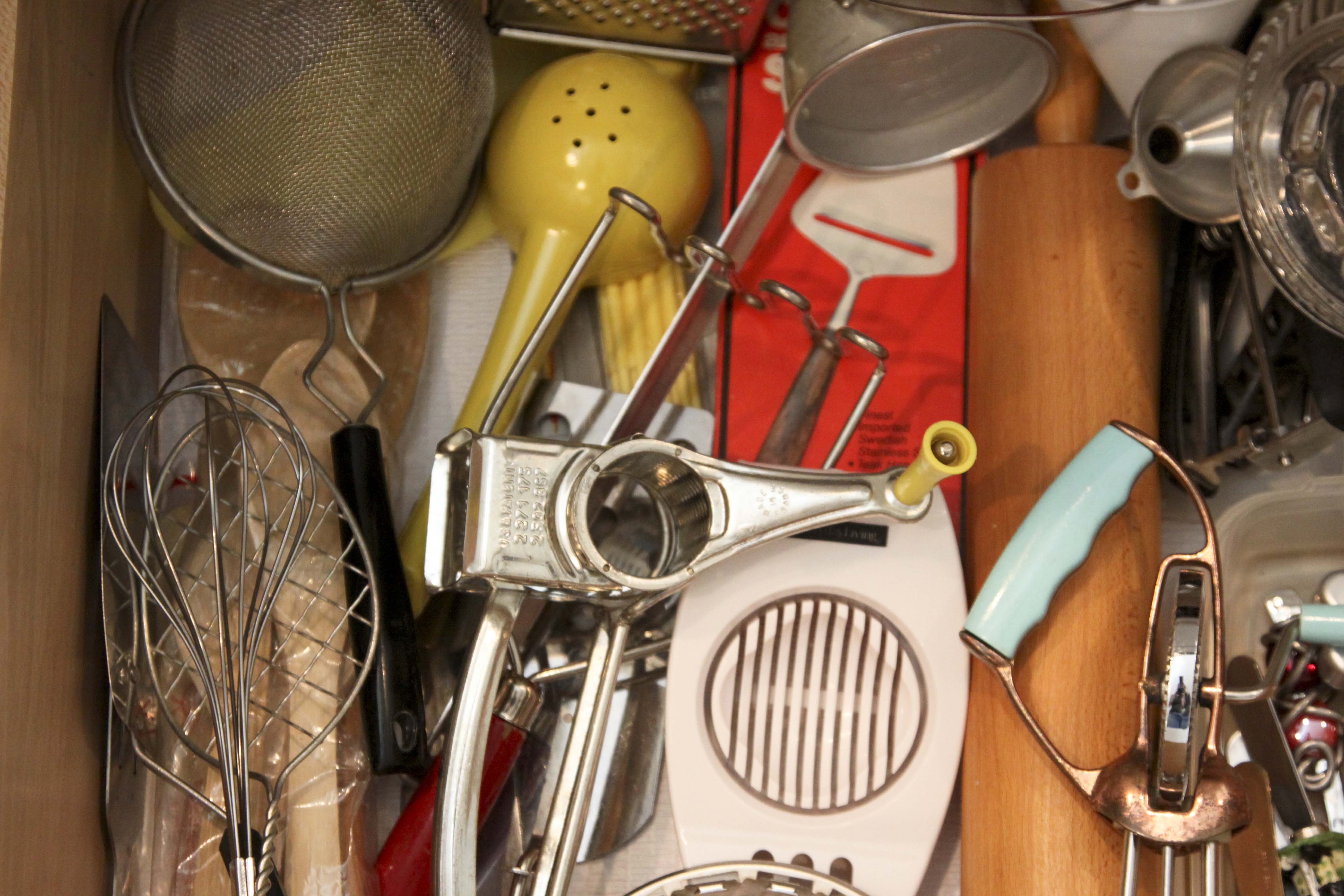 Assorted Kitchen Utensils Including Vintage