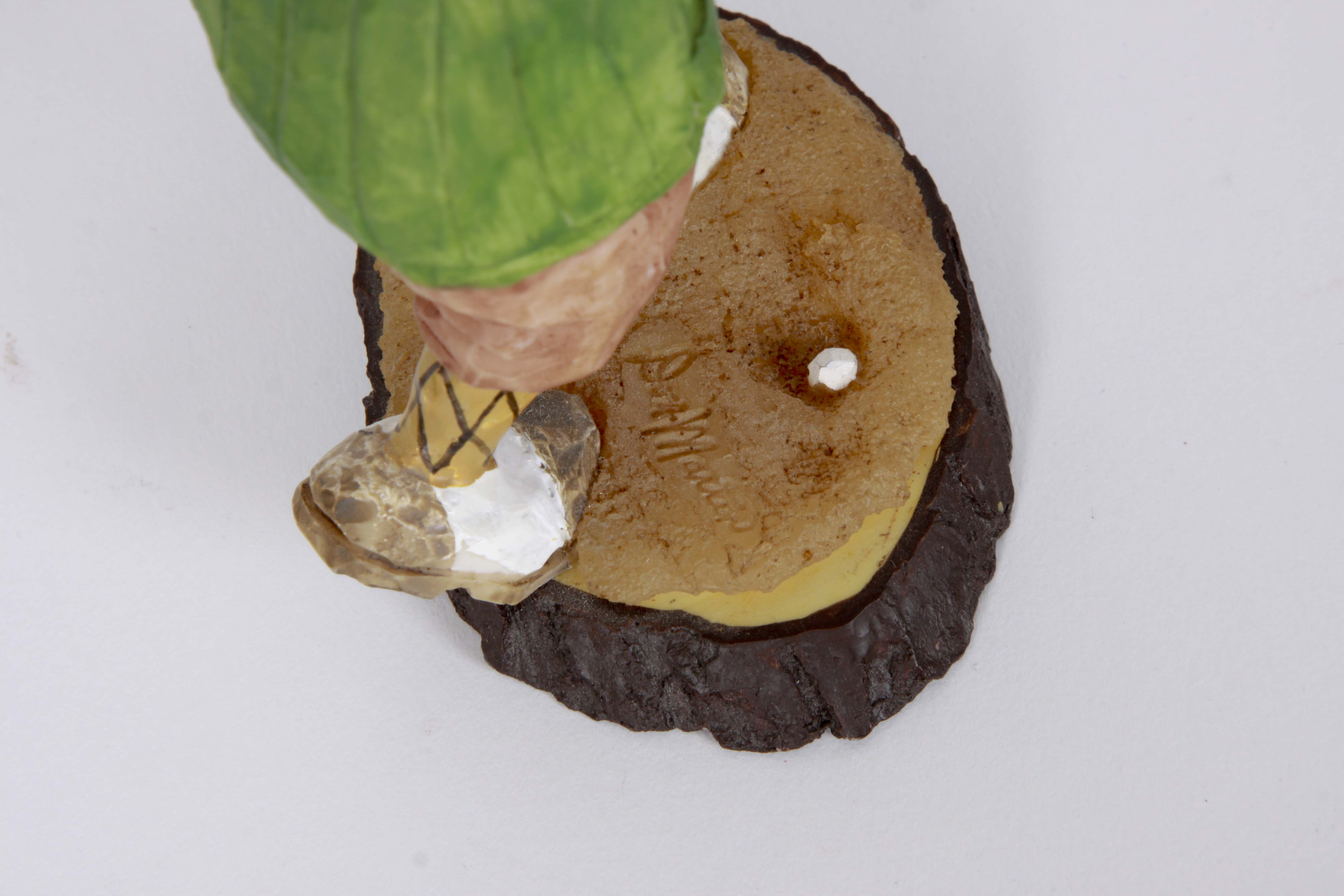 Assorted Golf Decor and More