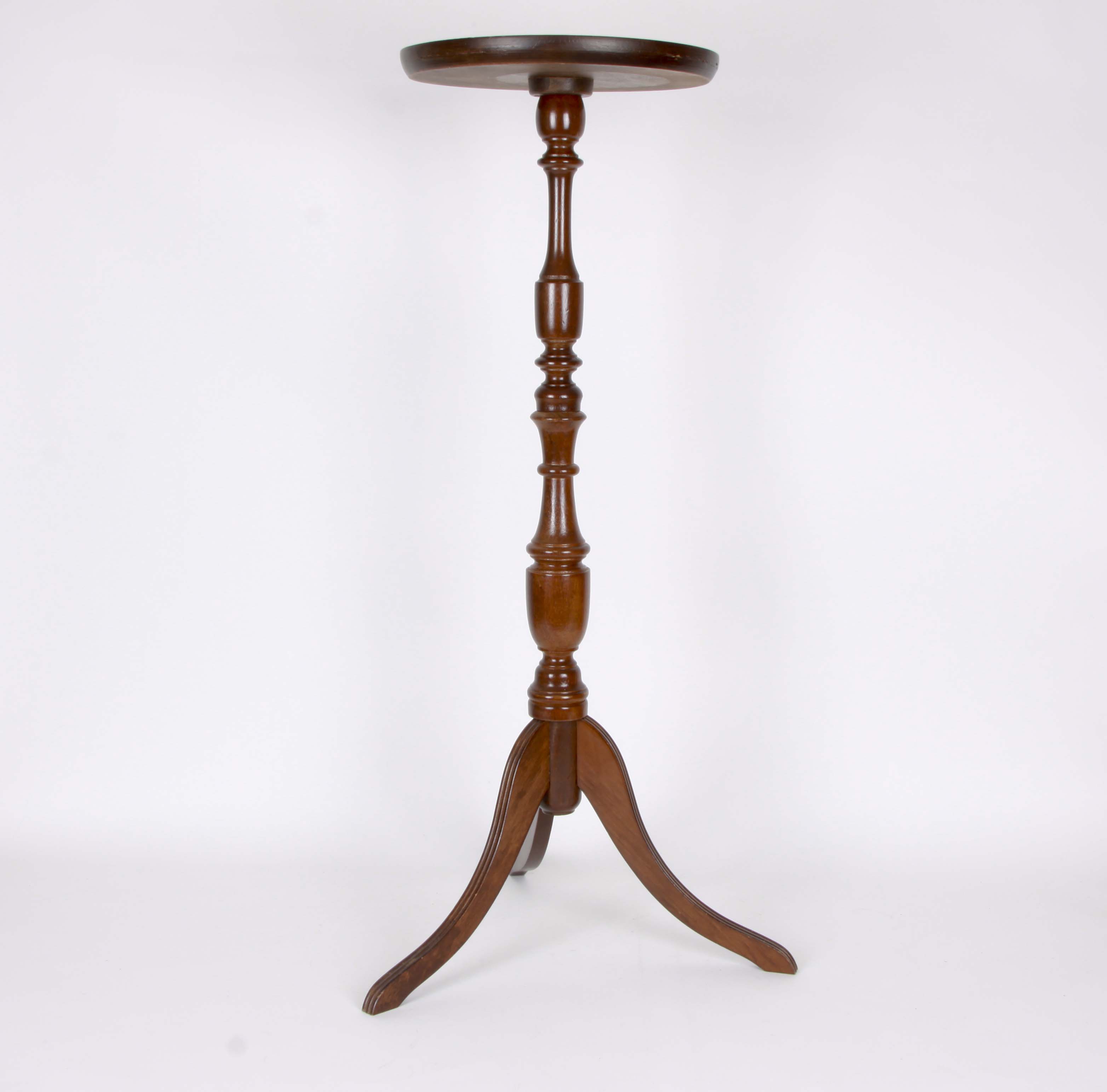 Assorted Floral Decor Including a Lamp and Plant Stand