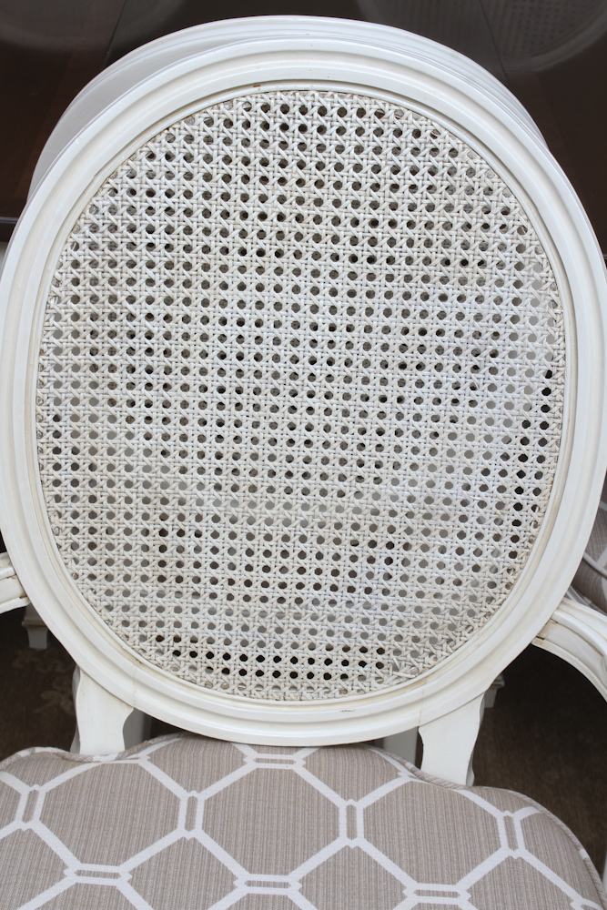 Midcentury Thomasville Provincial Dining Table With Cane Back Chairs