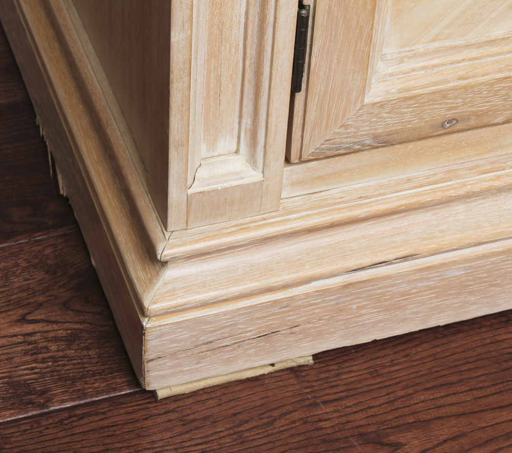 Contemporary China Cabinet