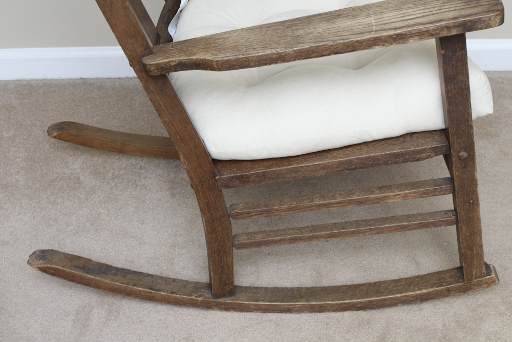 Antique Oak Rocking Chair Circa 1900s