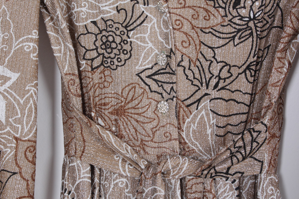 Women's Vintage Clothing