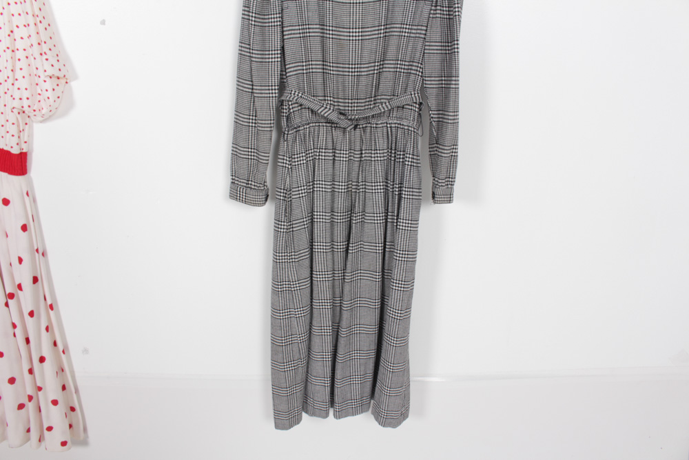 Women's Vintage Clothing