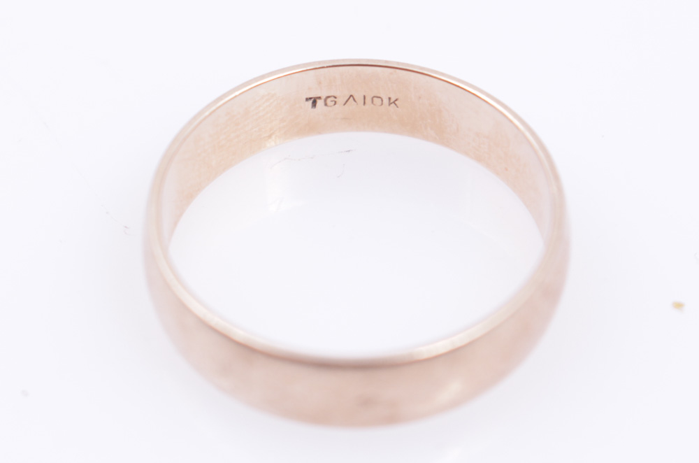 10K Yellow Gold Band
